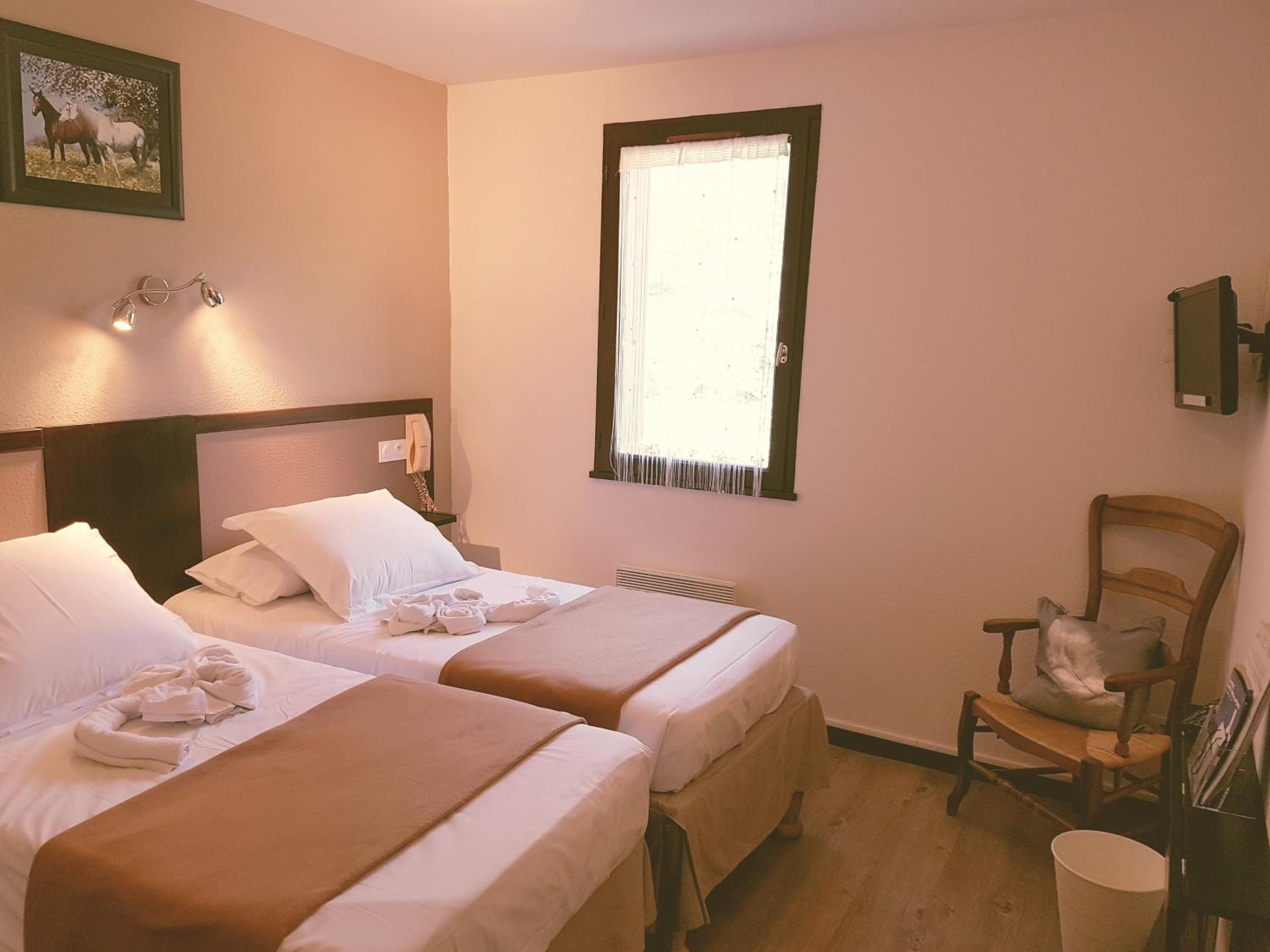Twin Room - 1st Floor - Photo 8