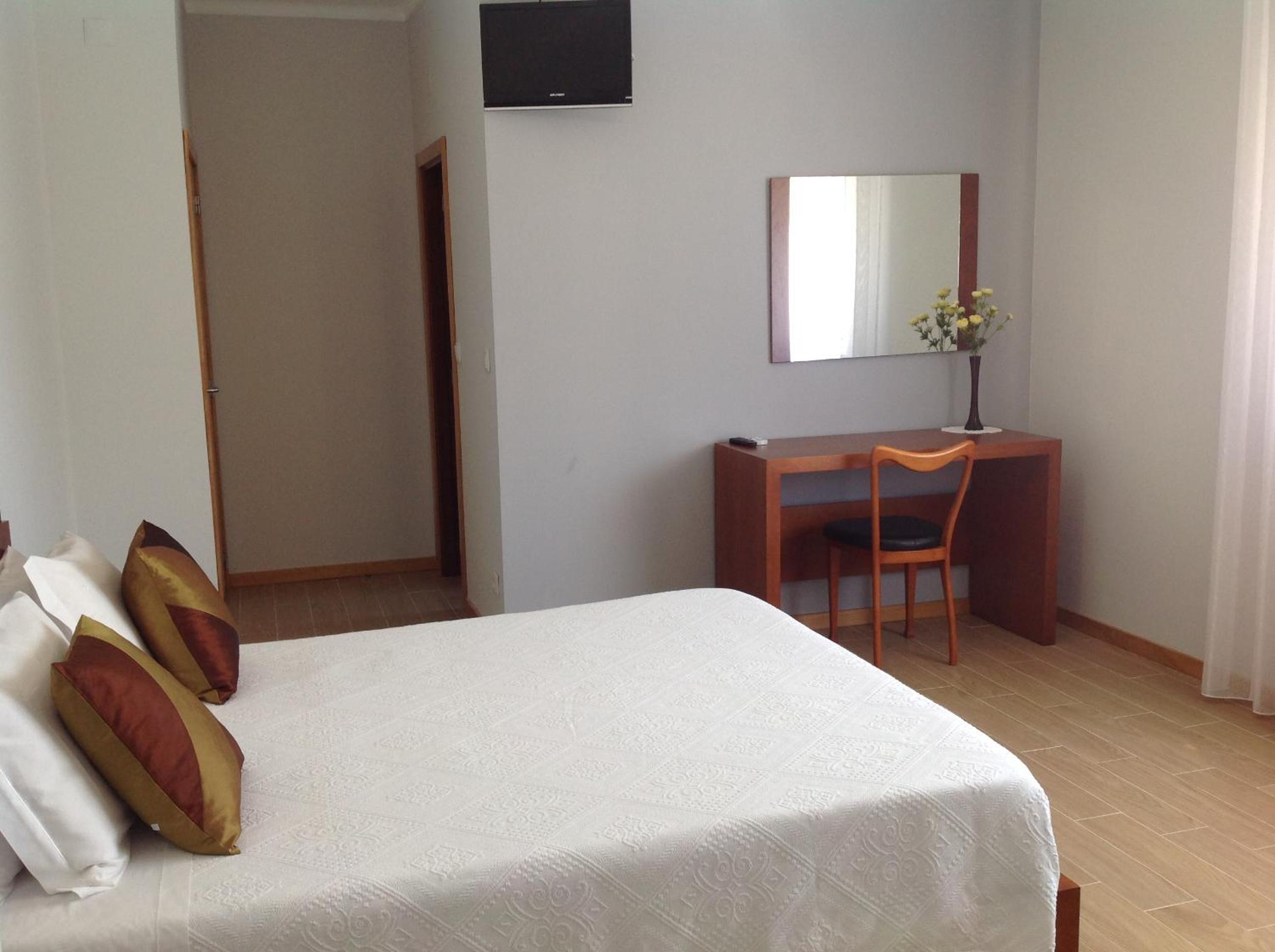 Double Room - Photo 4