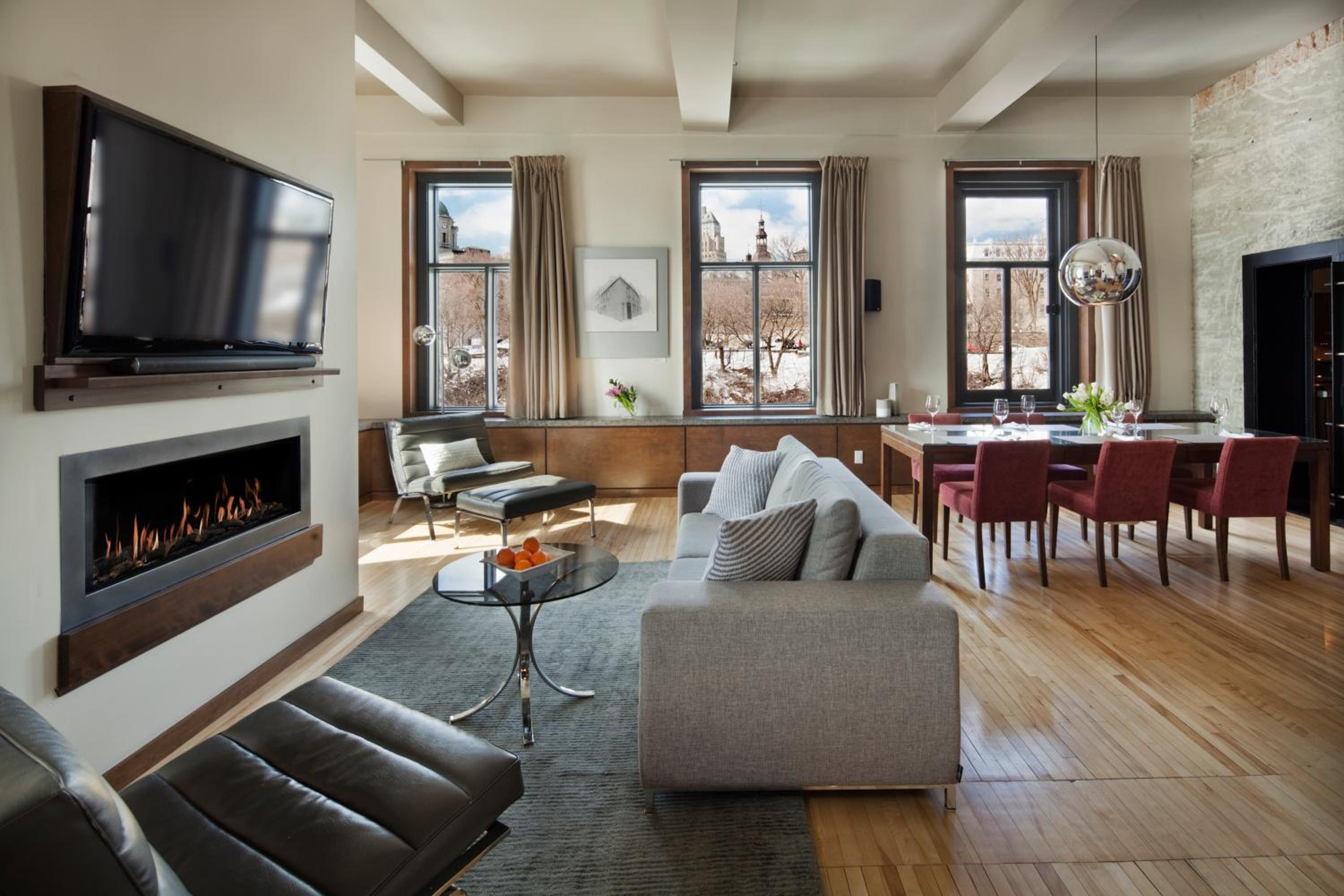 Penthouse Suite photo 1