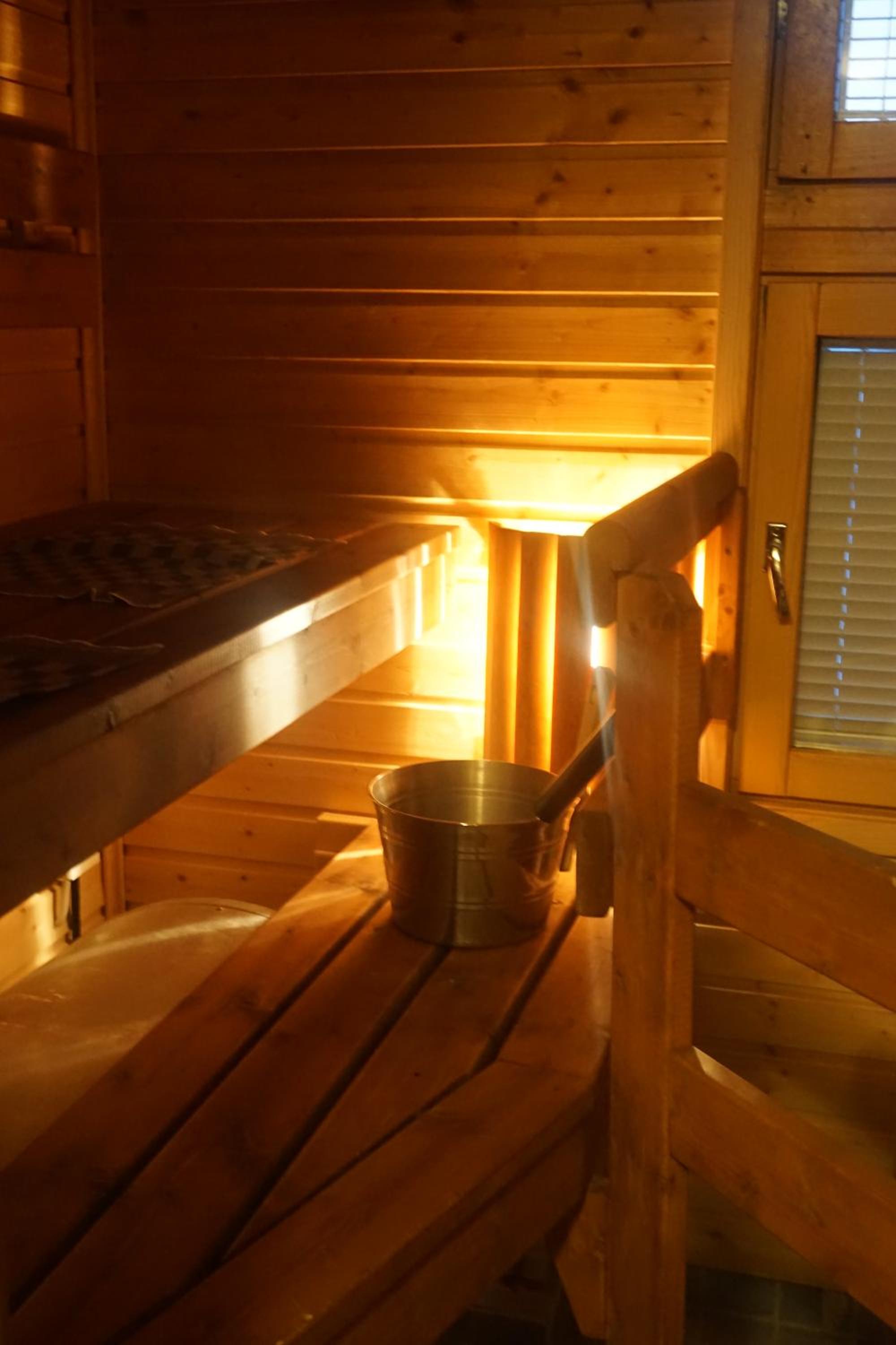 Cottage with Sauna (4 Adults) - Photo 7