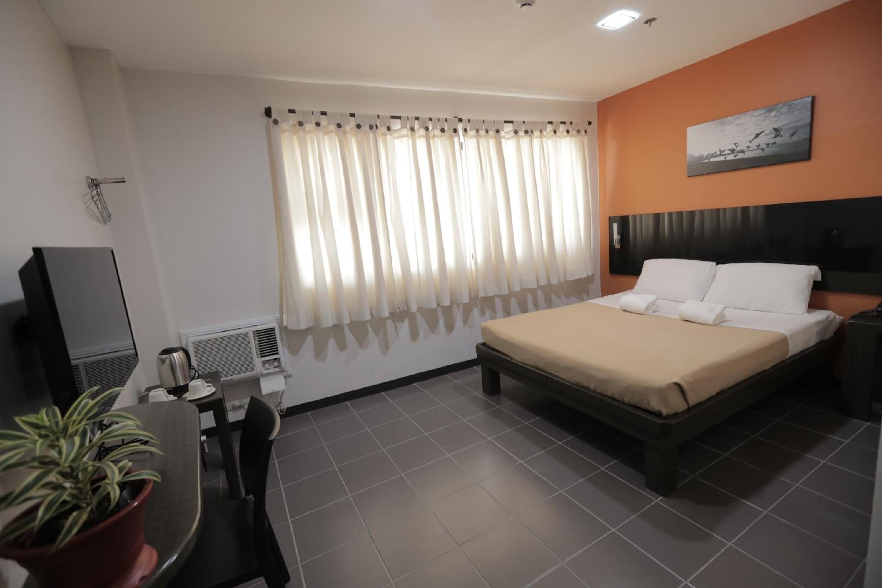 Queen Room