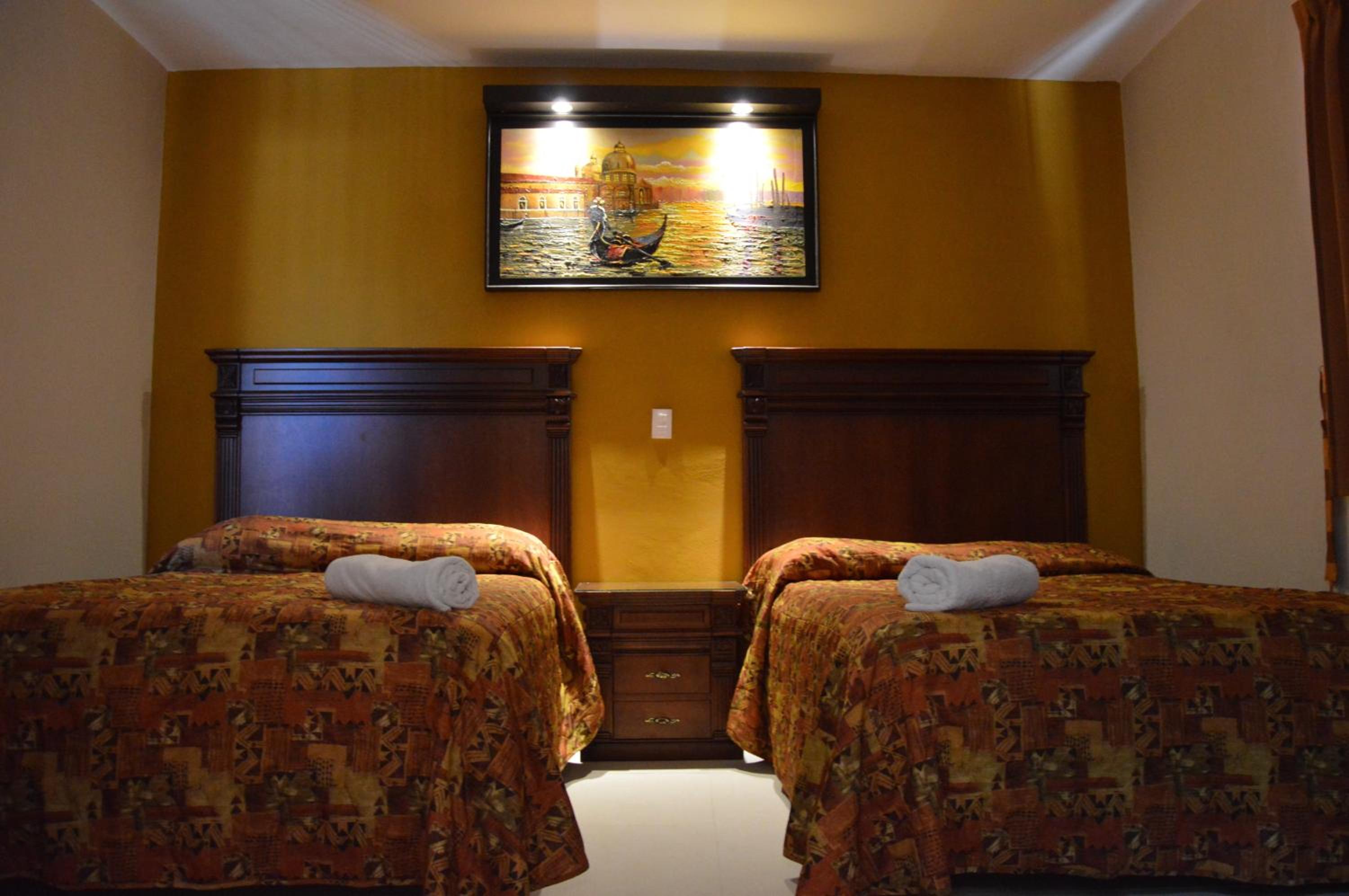 Twin Room with Pool View photo 2
