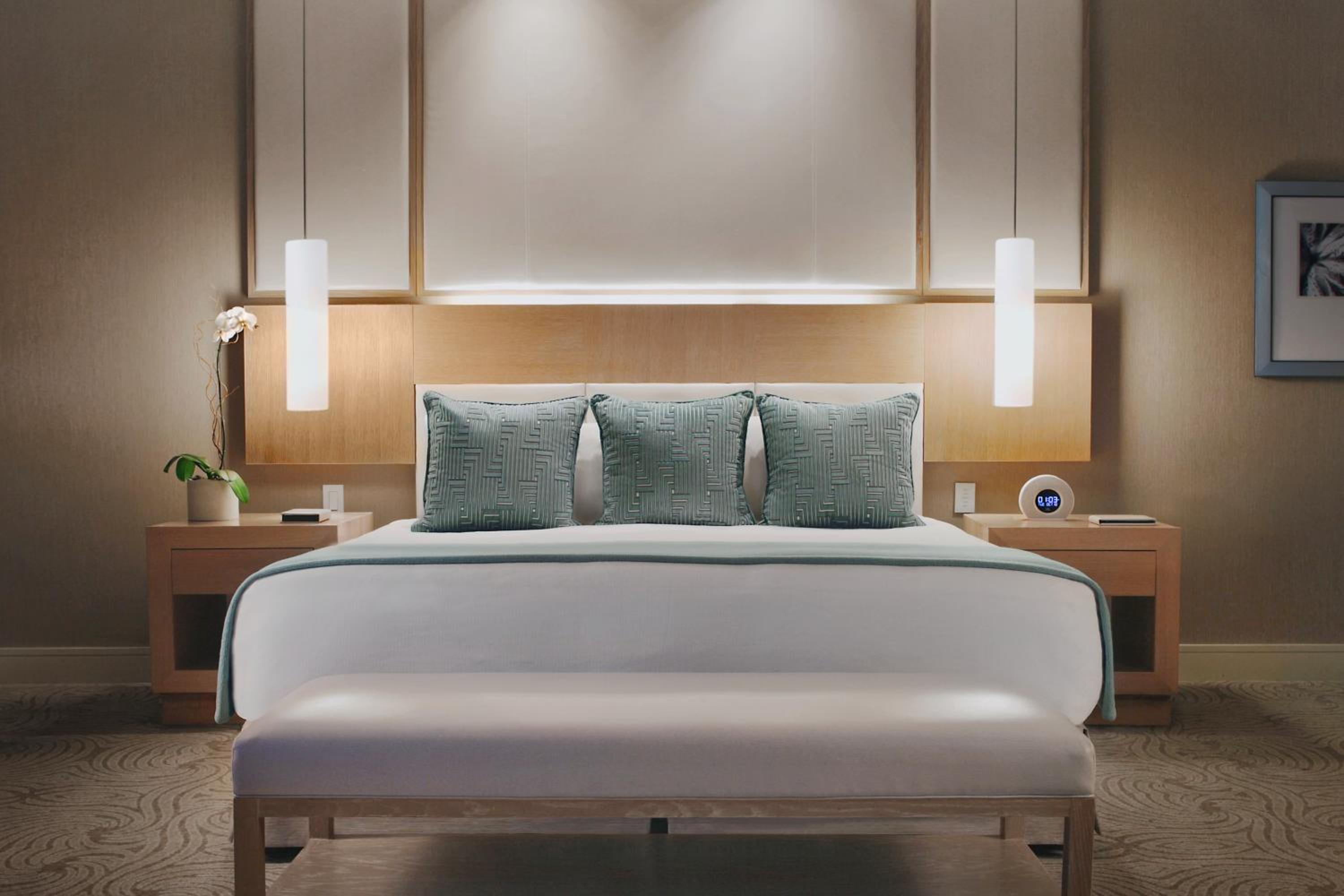 Deluxe Spa King Room - Photo 4