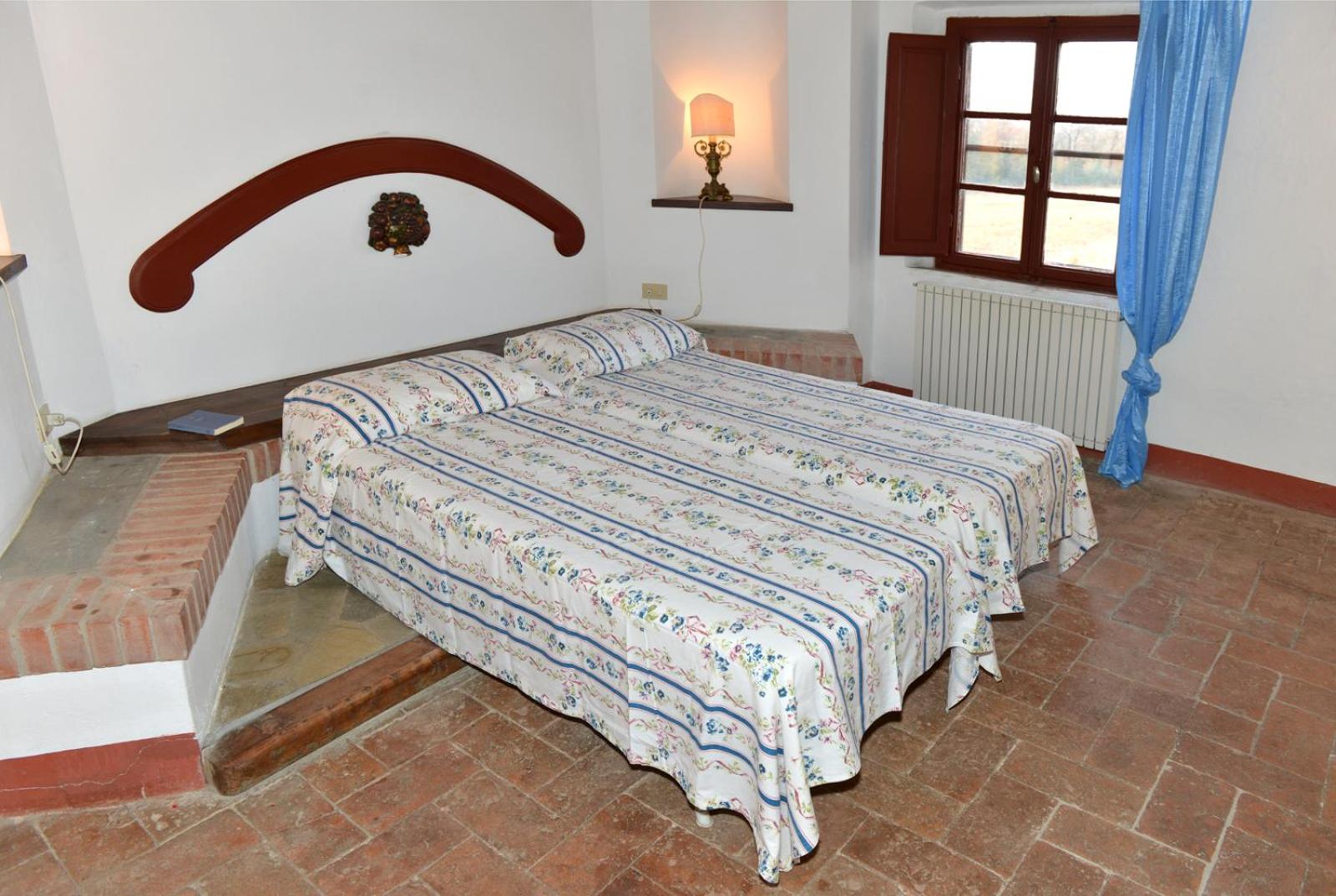 Apartment with Terrace photo 3