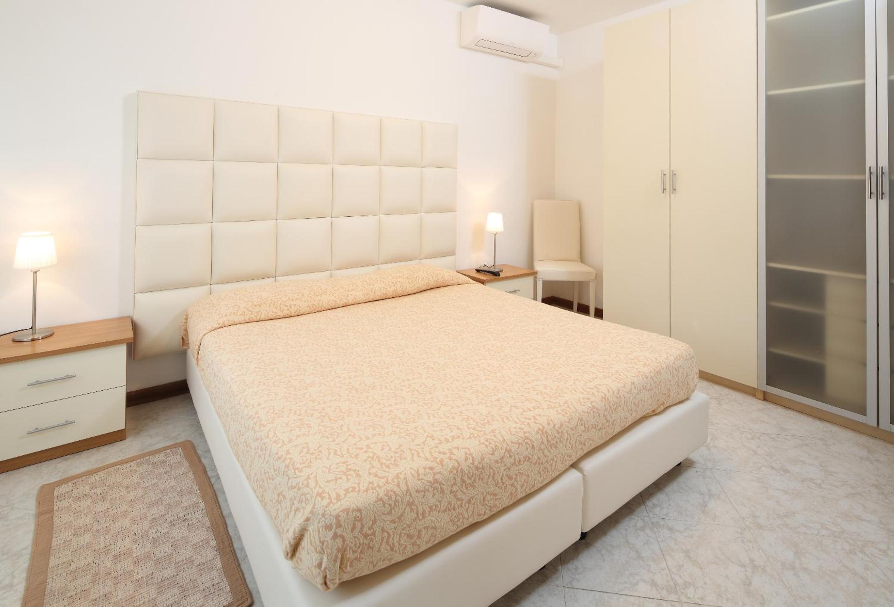 Apartment - Ground Floor photo 1