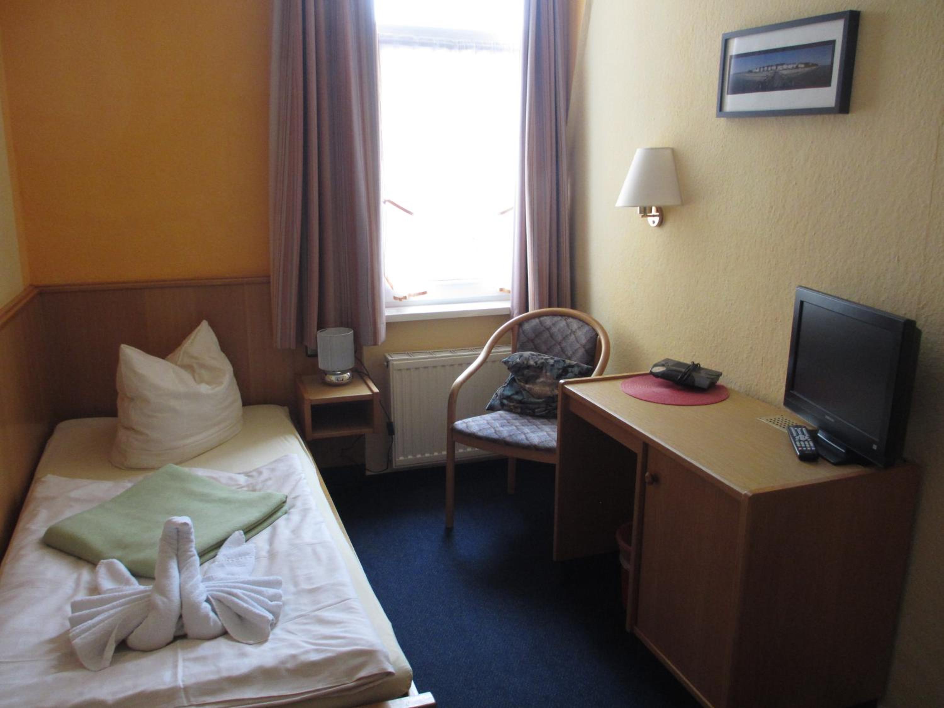 Single Room photo 1