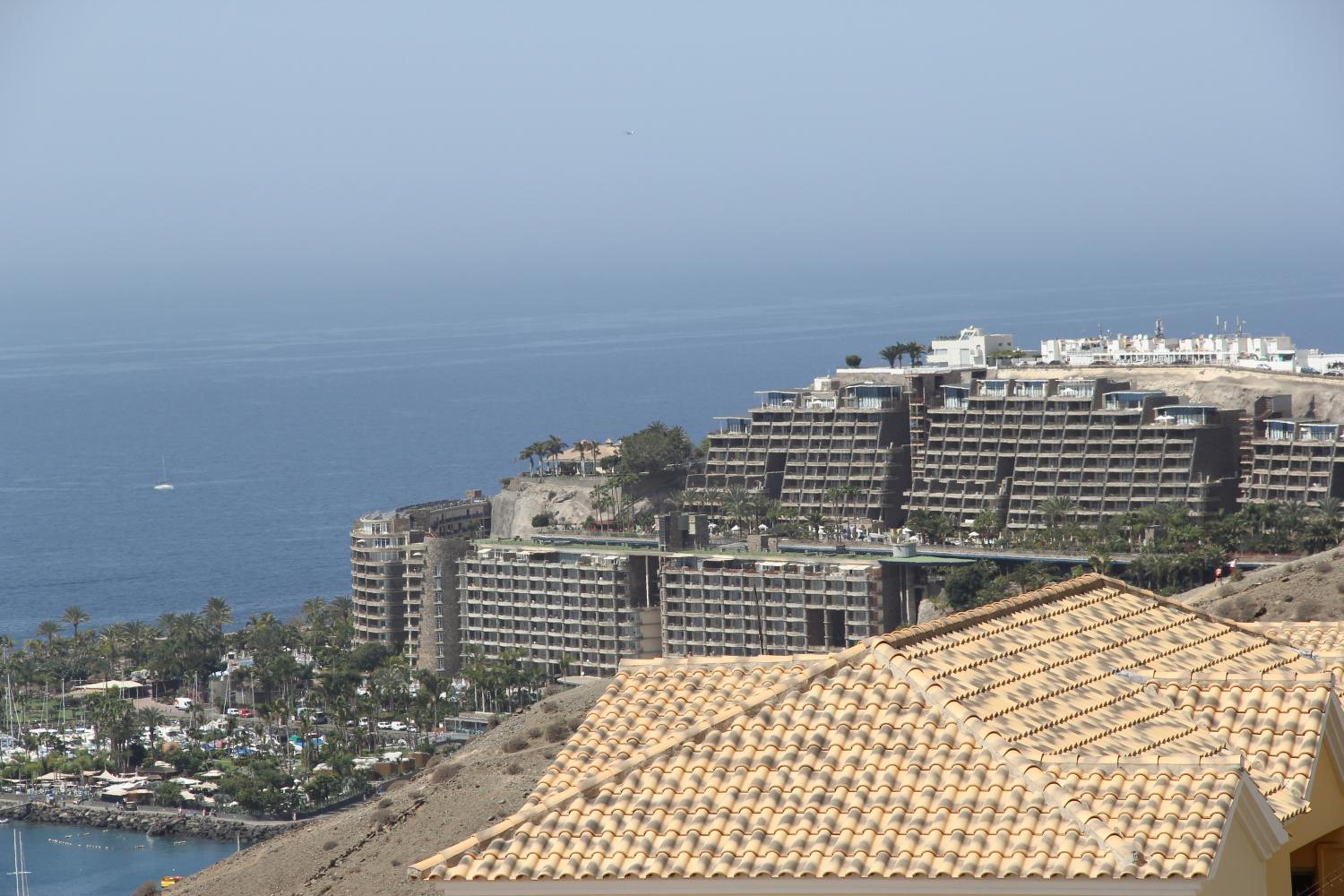 Apartment with Sea View photo 2