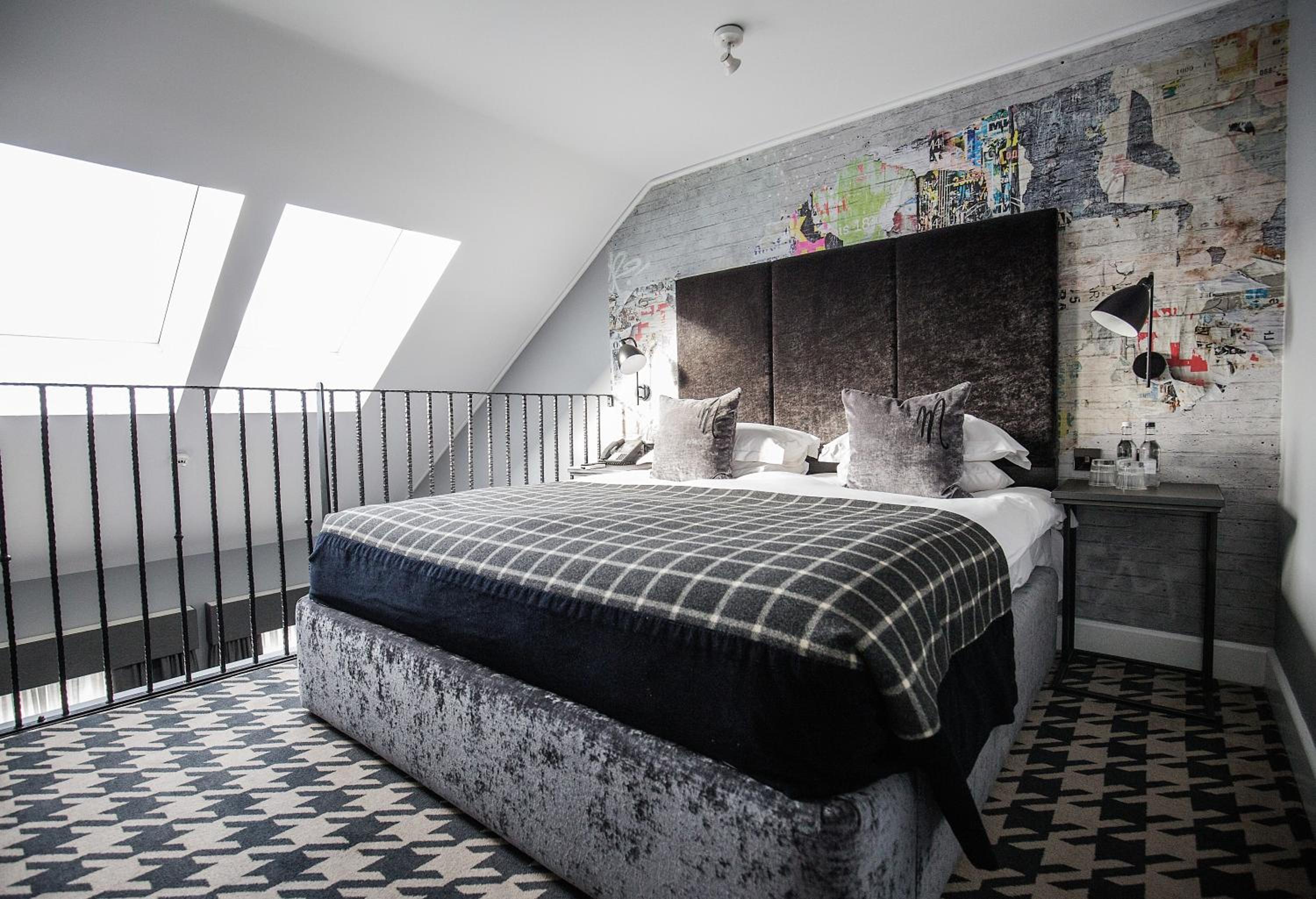 Suite - Photo 2