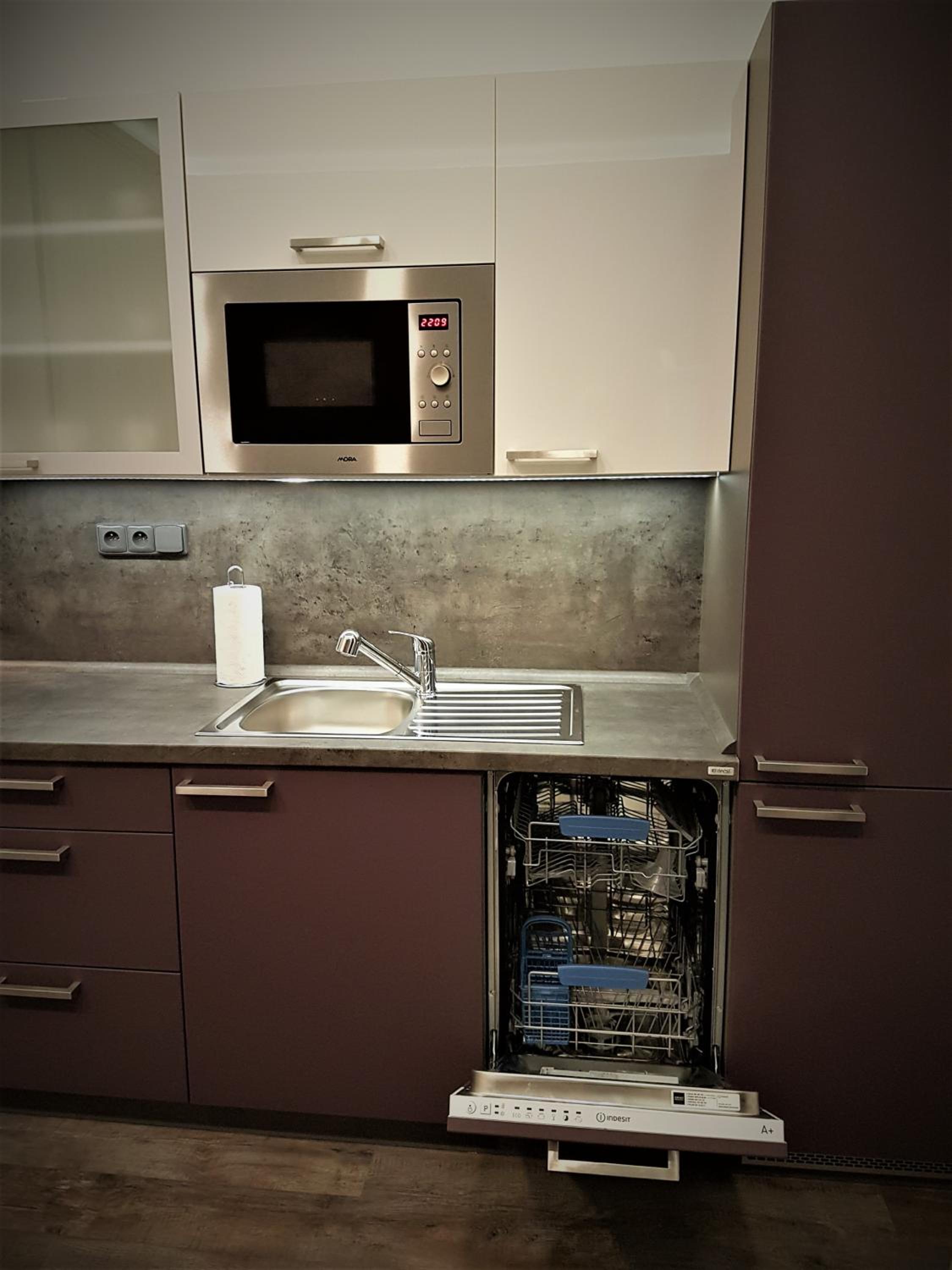 One-Bedroom Apartment (4 Adults) - Photo 9