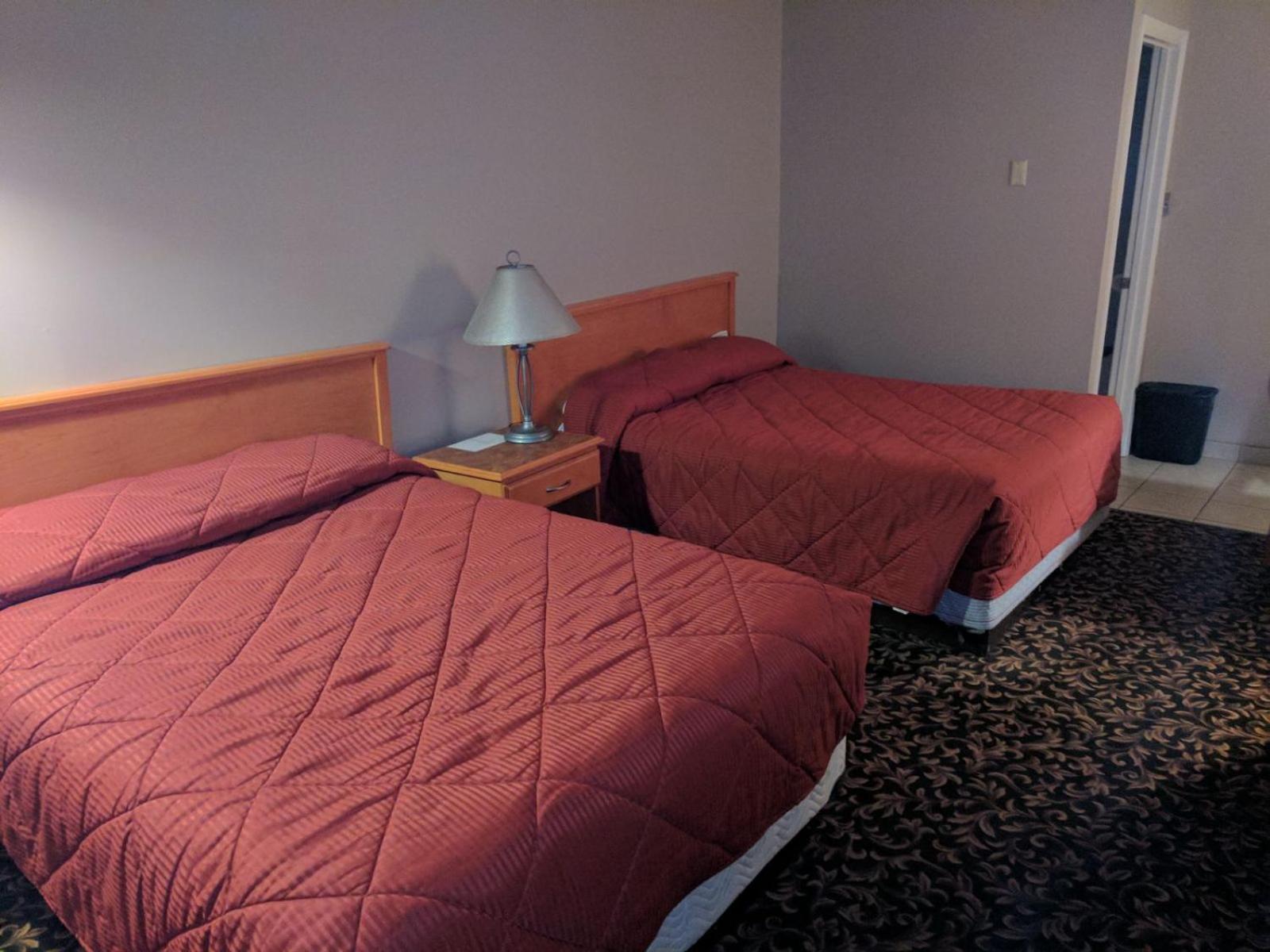 Standard Double Room with Two Double Beds photo 2