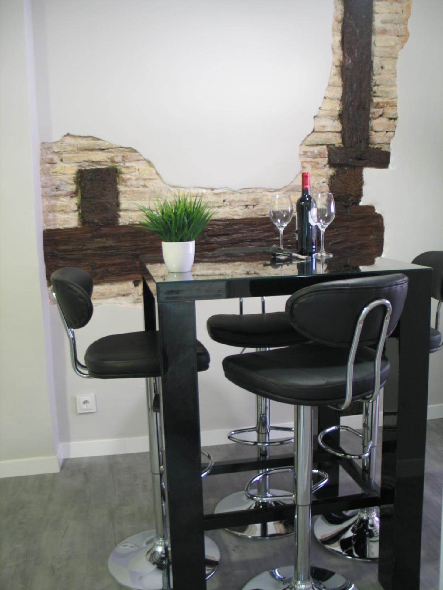 Apartment - Photo 4