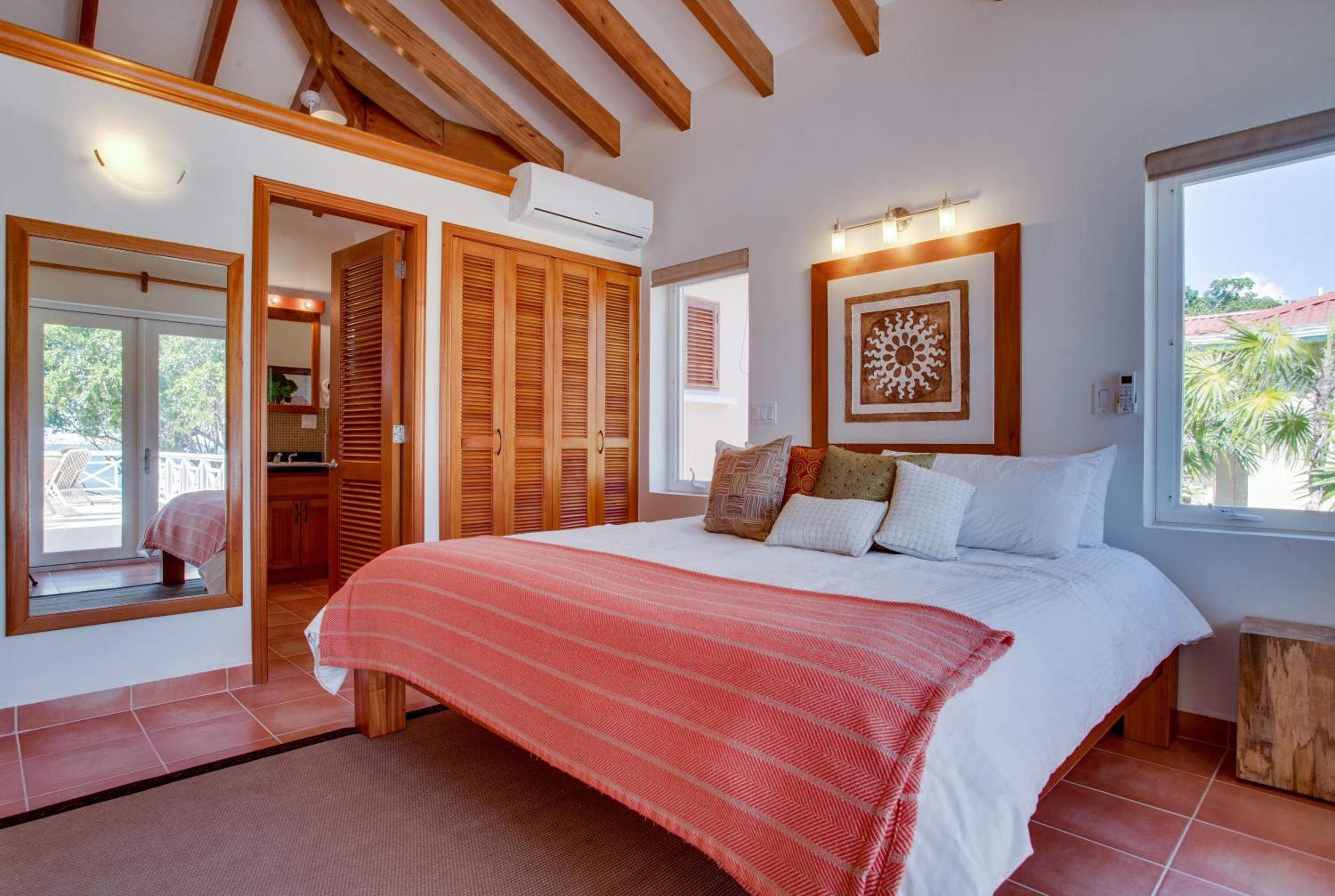Two-Bedroom Villa photo 2