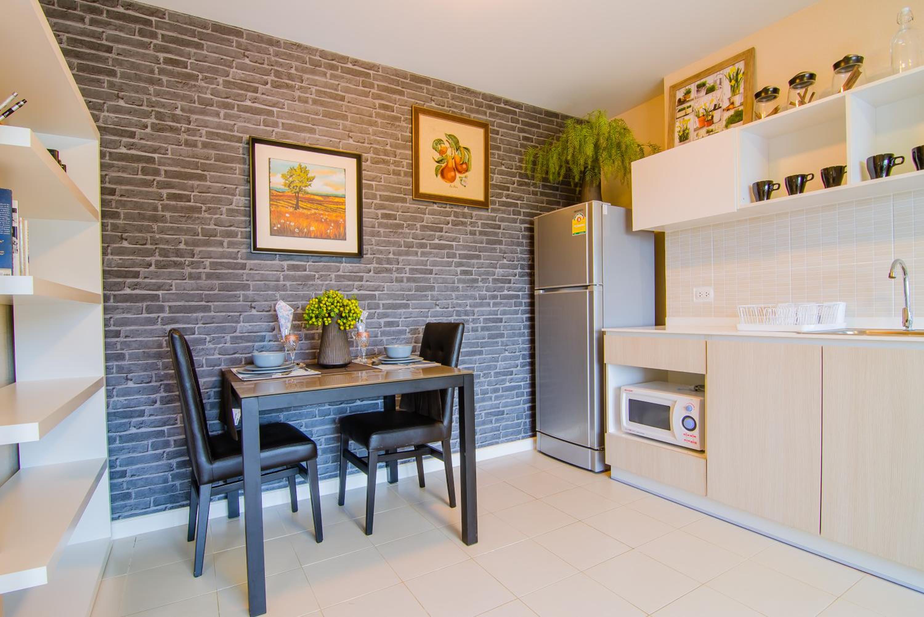 Two-Bedroom Apartment - Photo 44