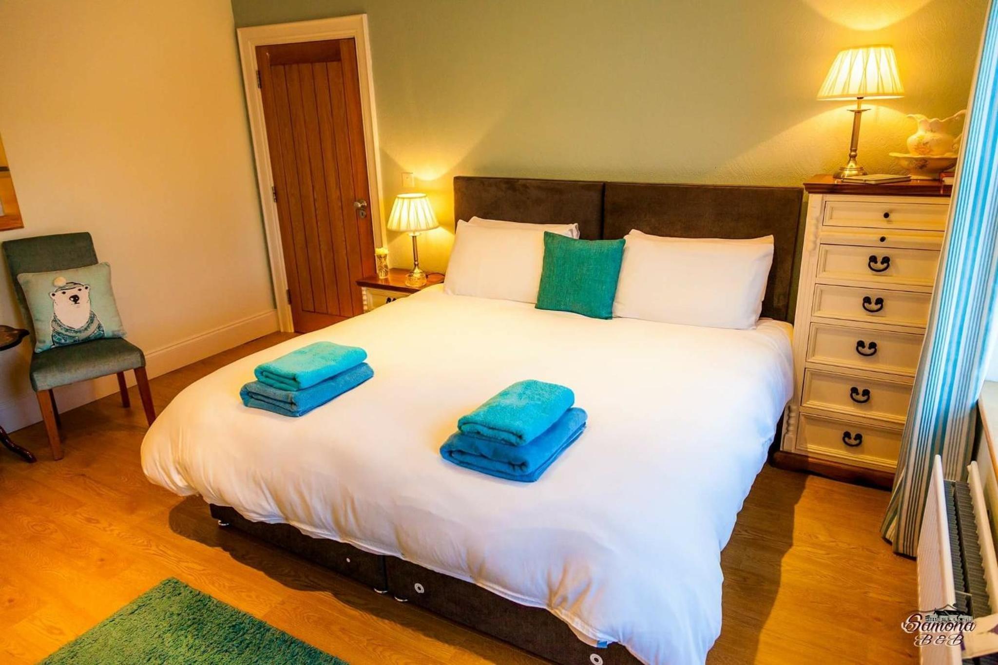 Double Room with Mountain View - Photo 1