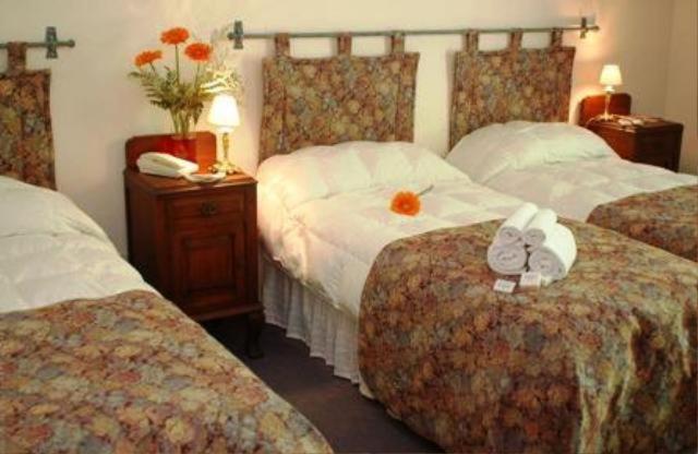 Standard Triple Room photo 2