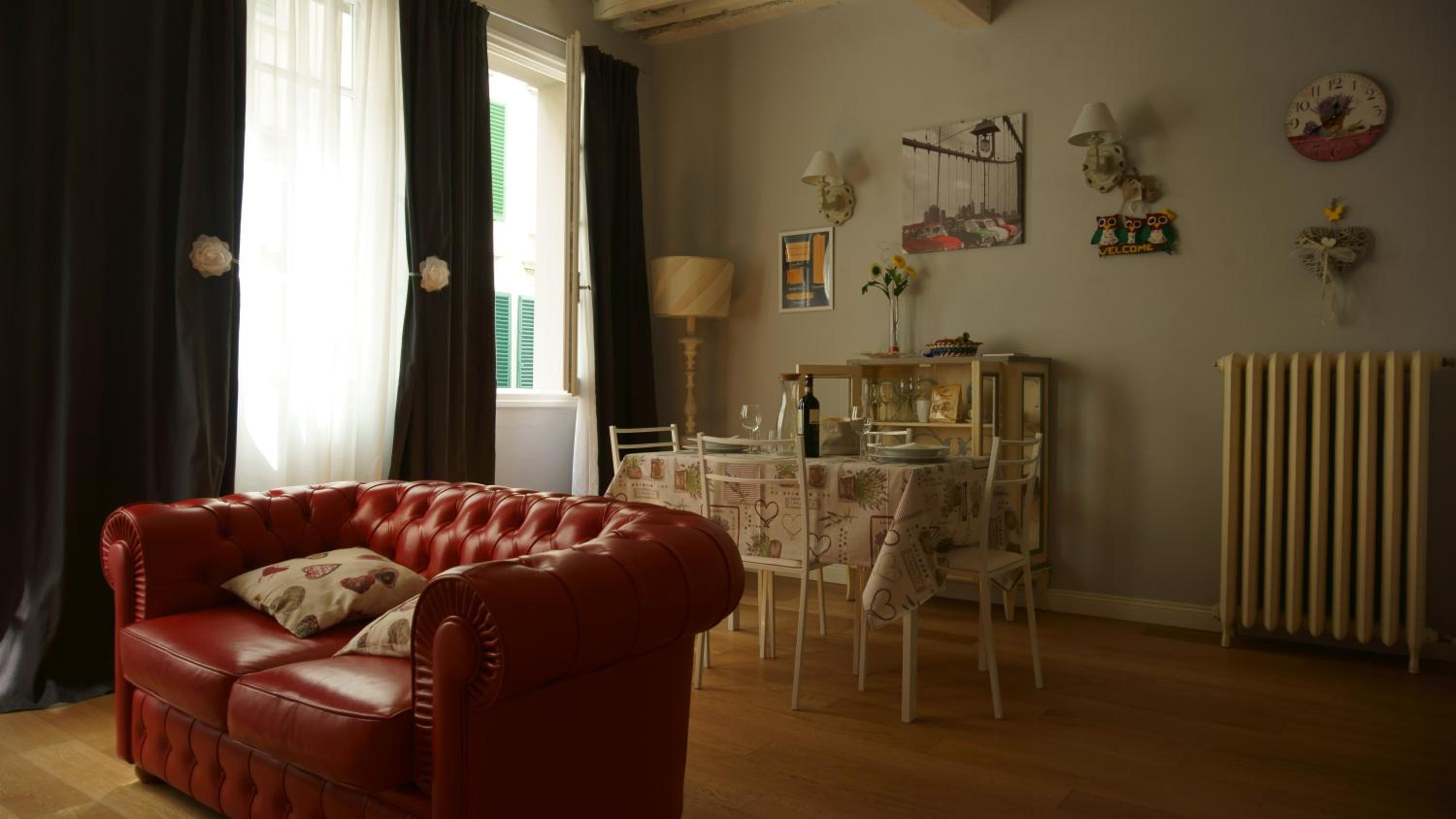 One-Bedroom Apartment