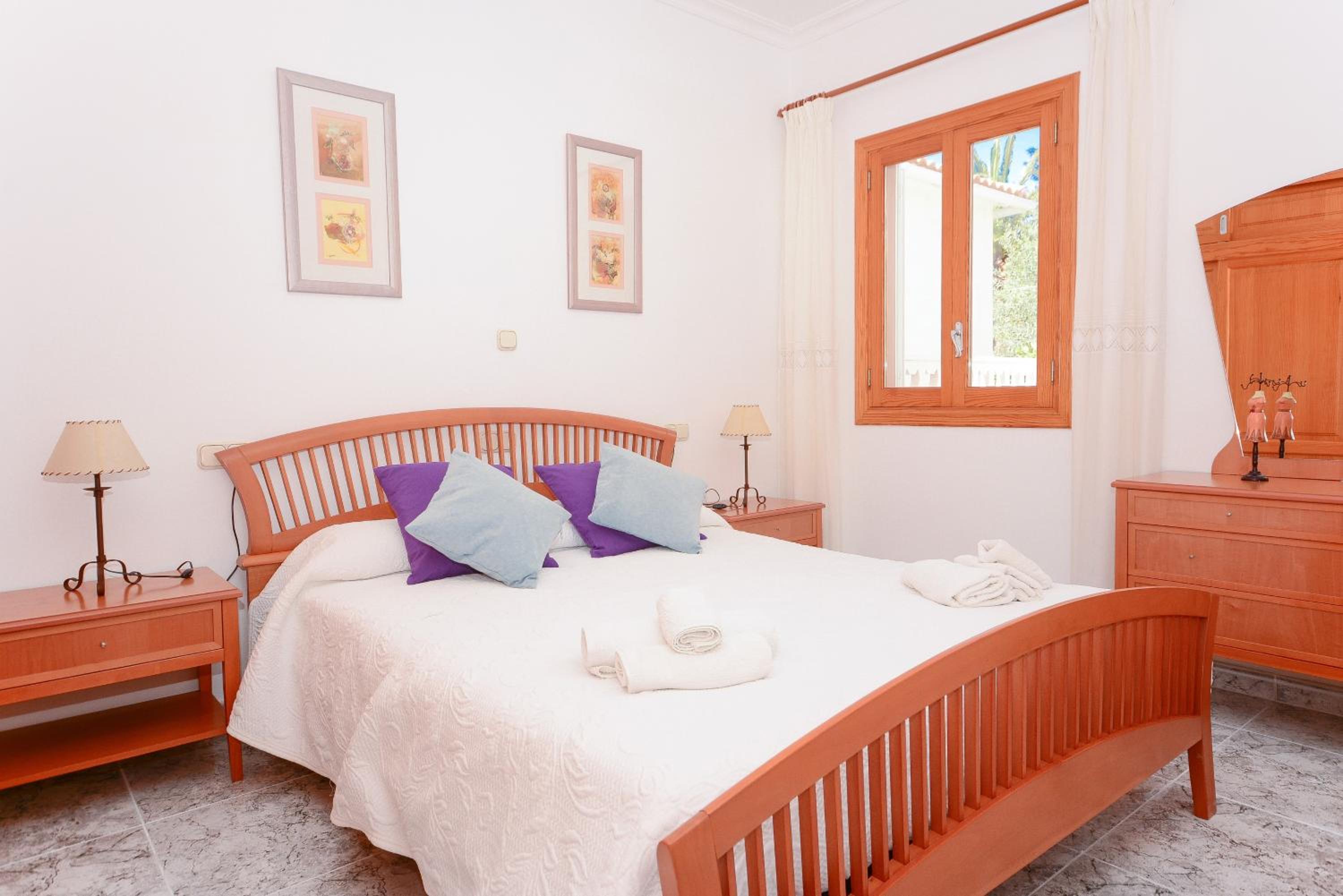 Villa de Tres Habitaciones
