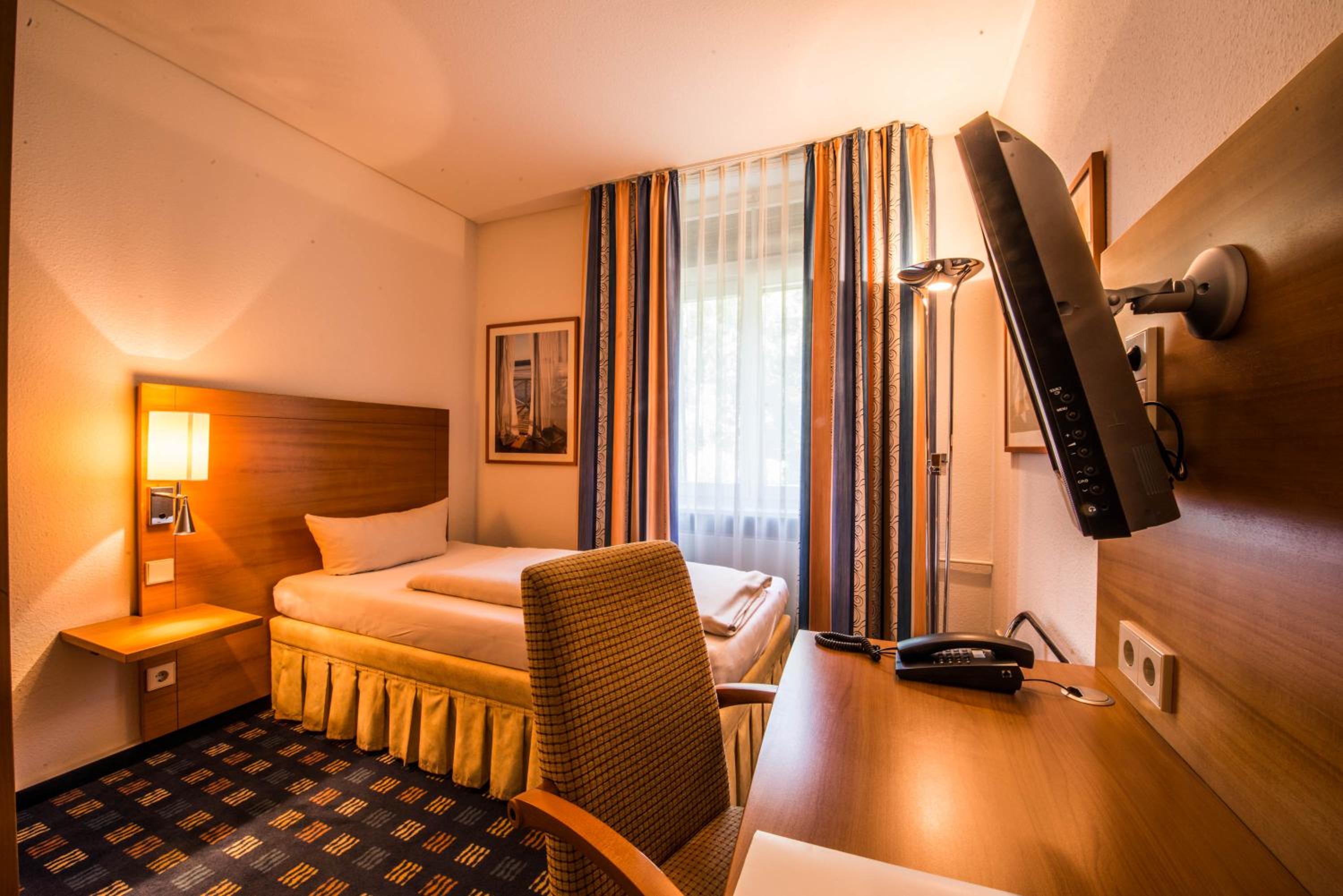 Standard Single Room photo 2
