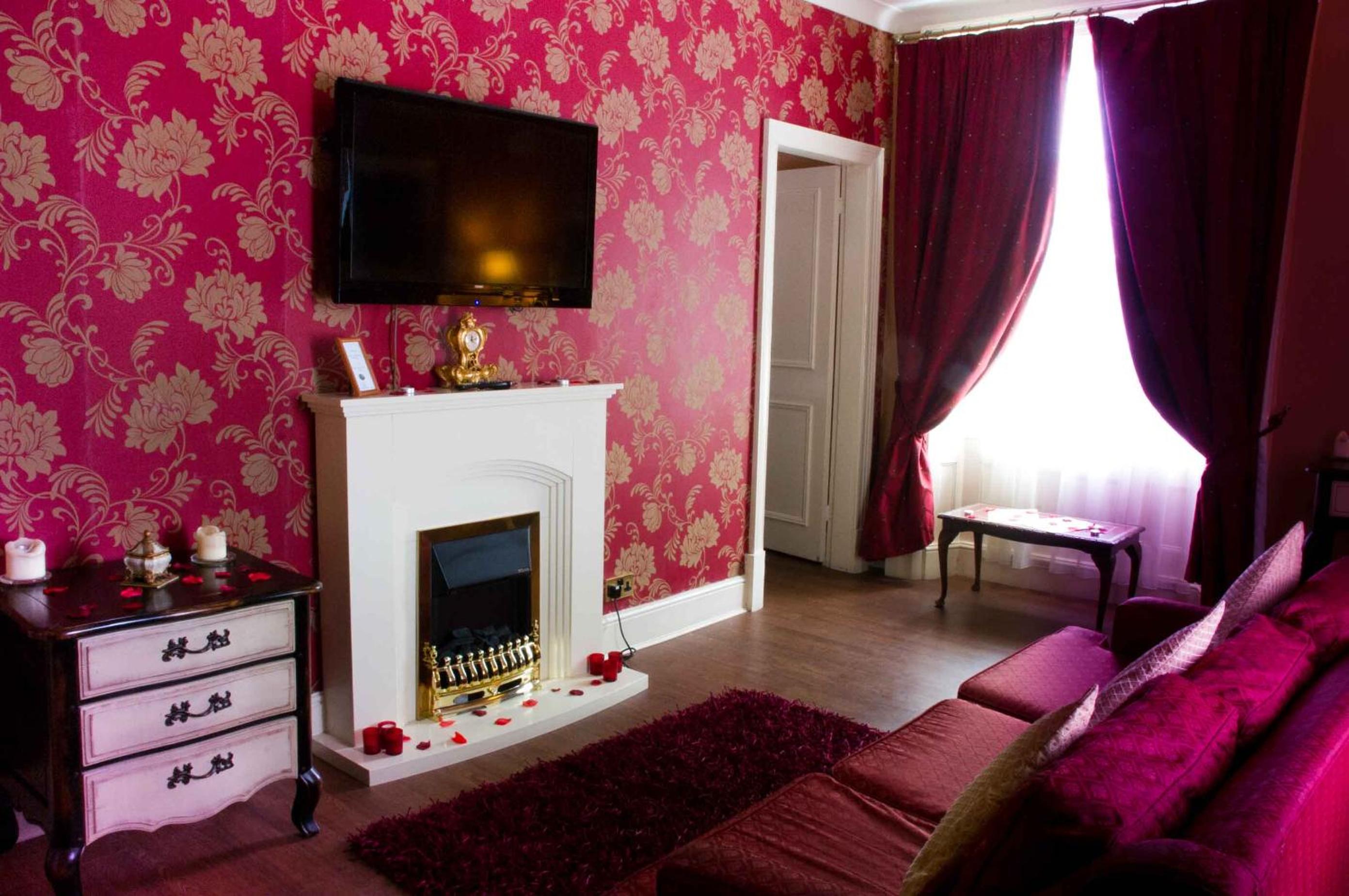 Bridal Suite - Photo 3