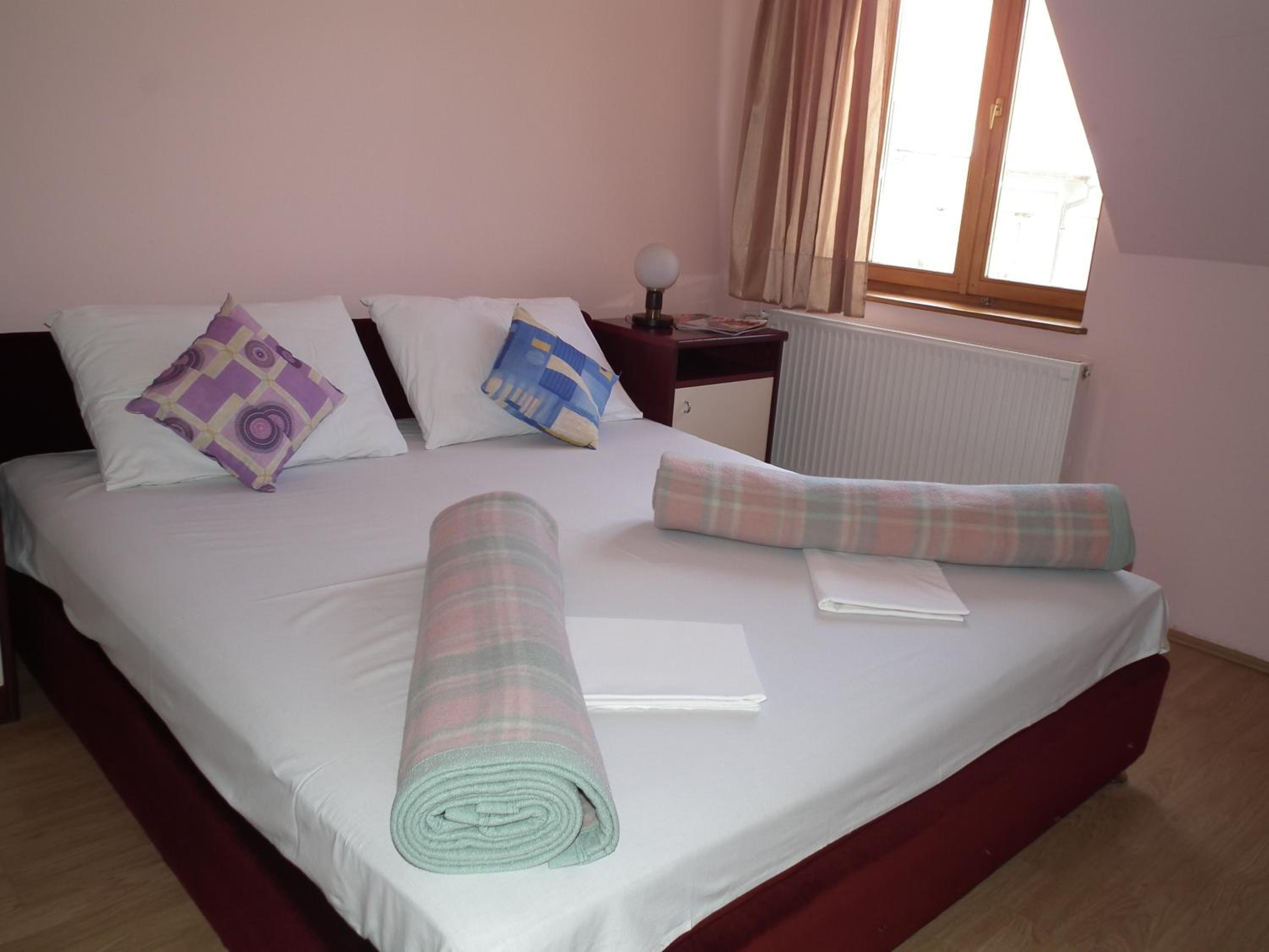 Double Room - Photo 1