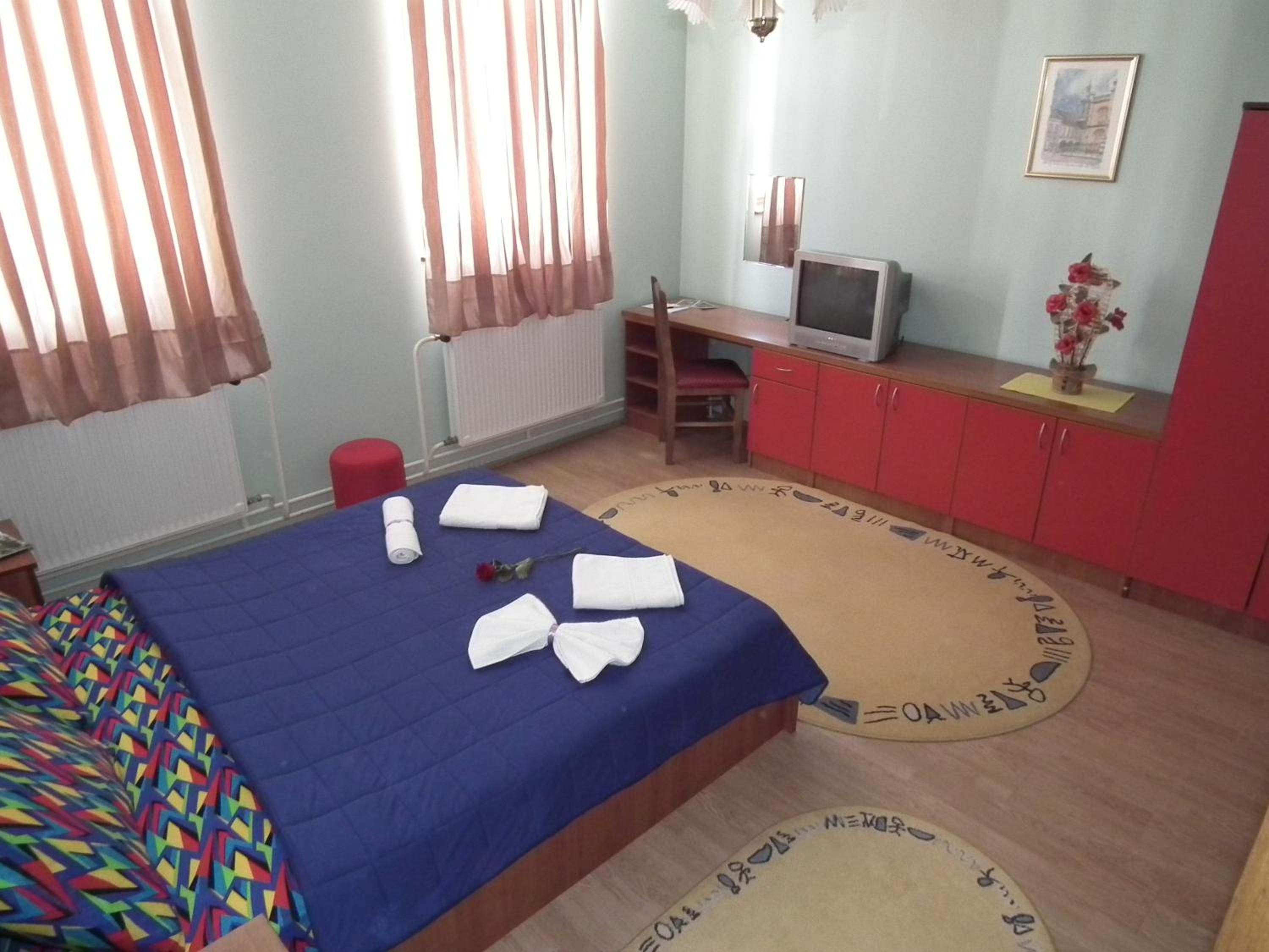 Double Room - Photo 27