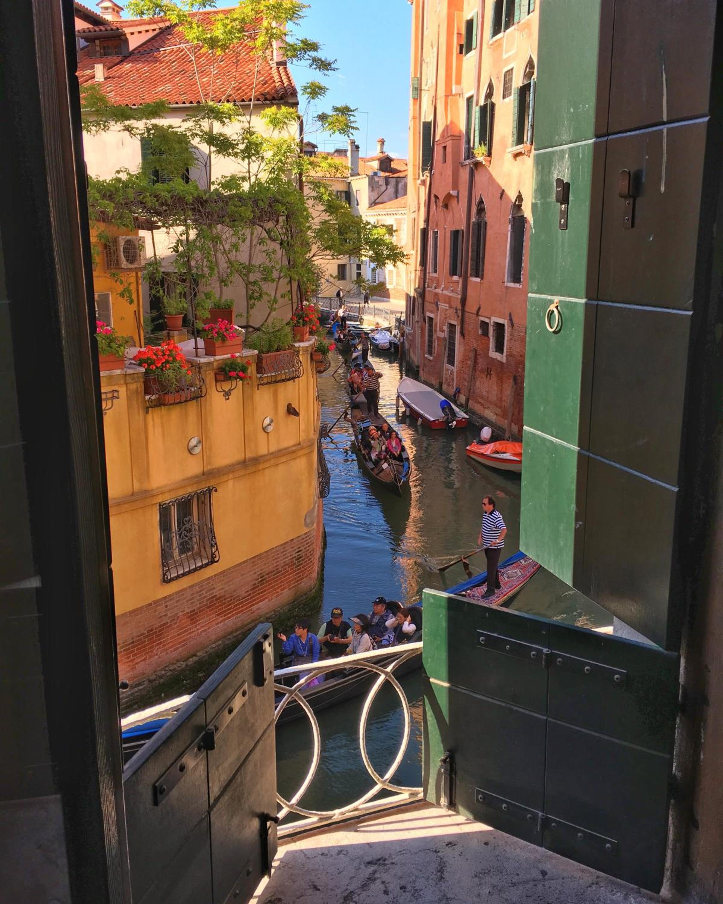 Deluxe Triple Room with Canal View photo 3
