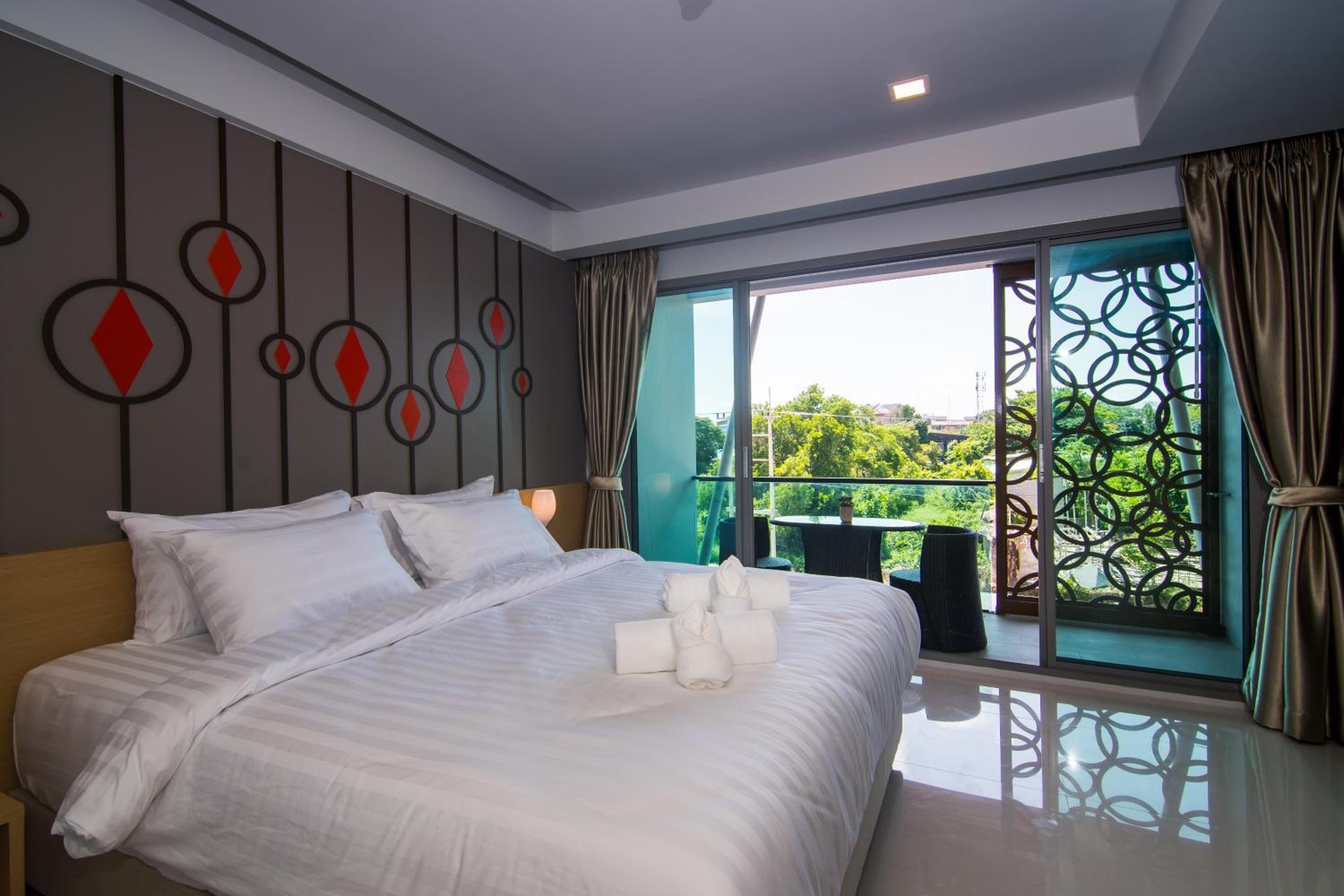 Standard King Room