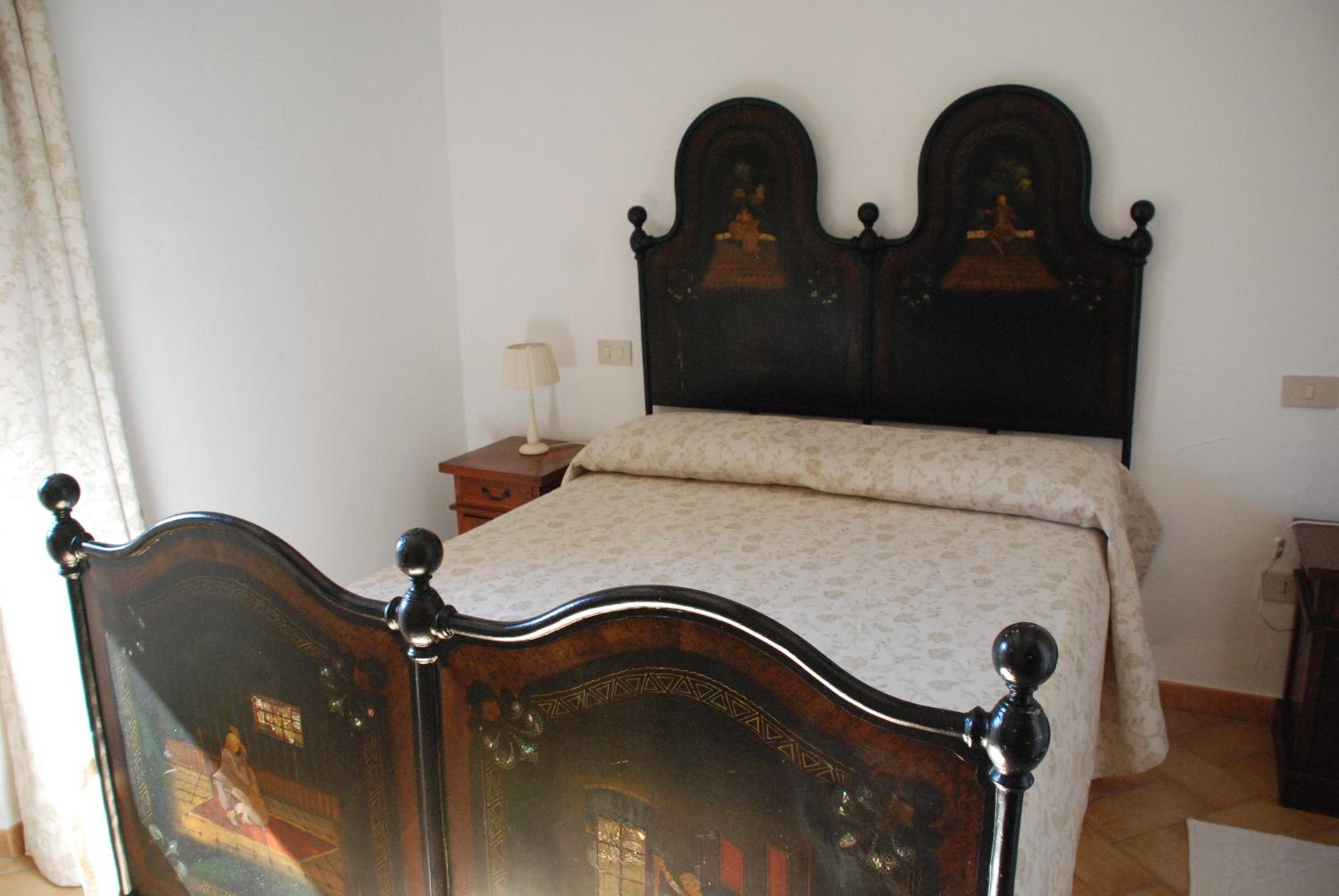 Standard Double Room - Photo 7