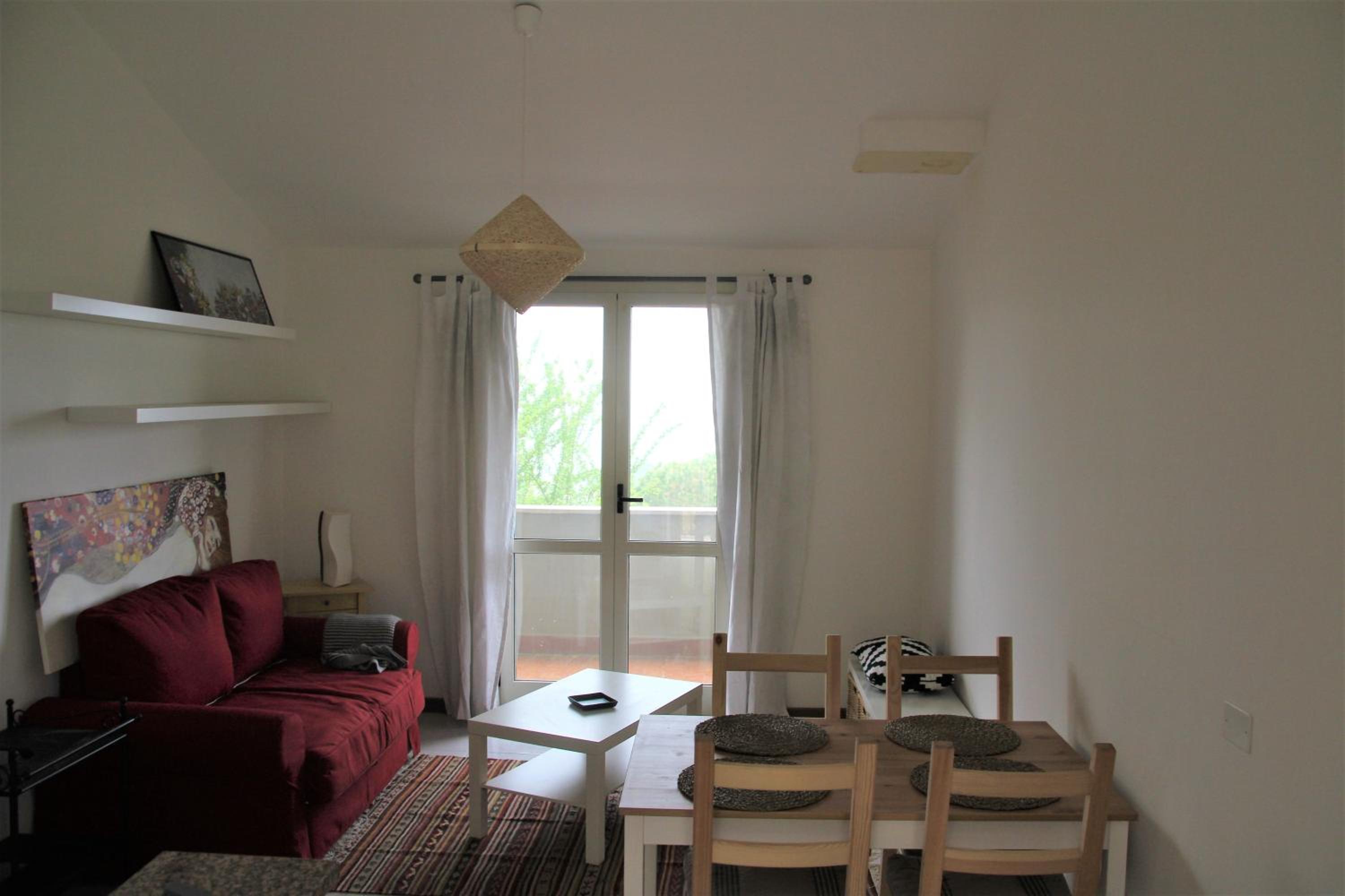 One-Bedroom House photo 1