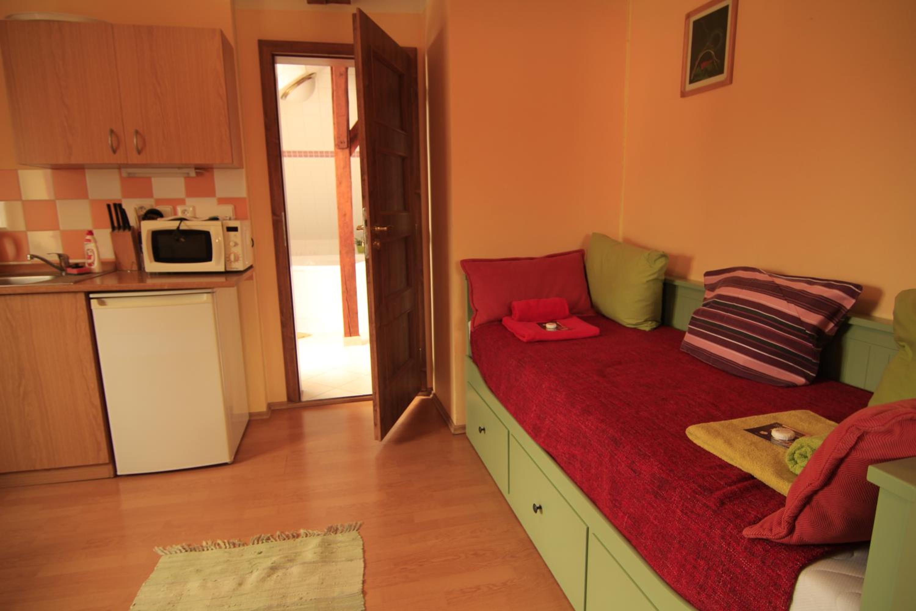 Apartment (2 Adults) photo 2
