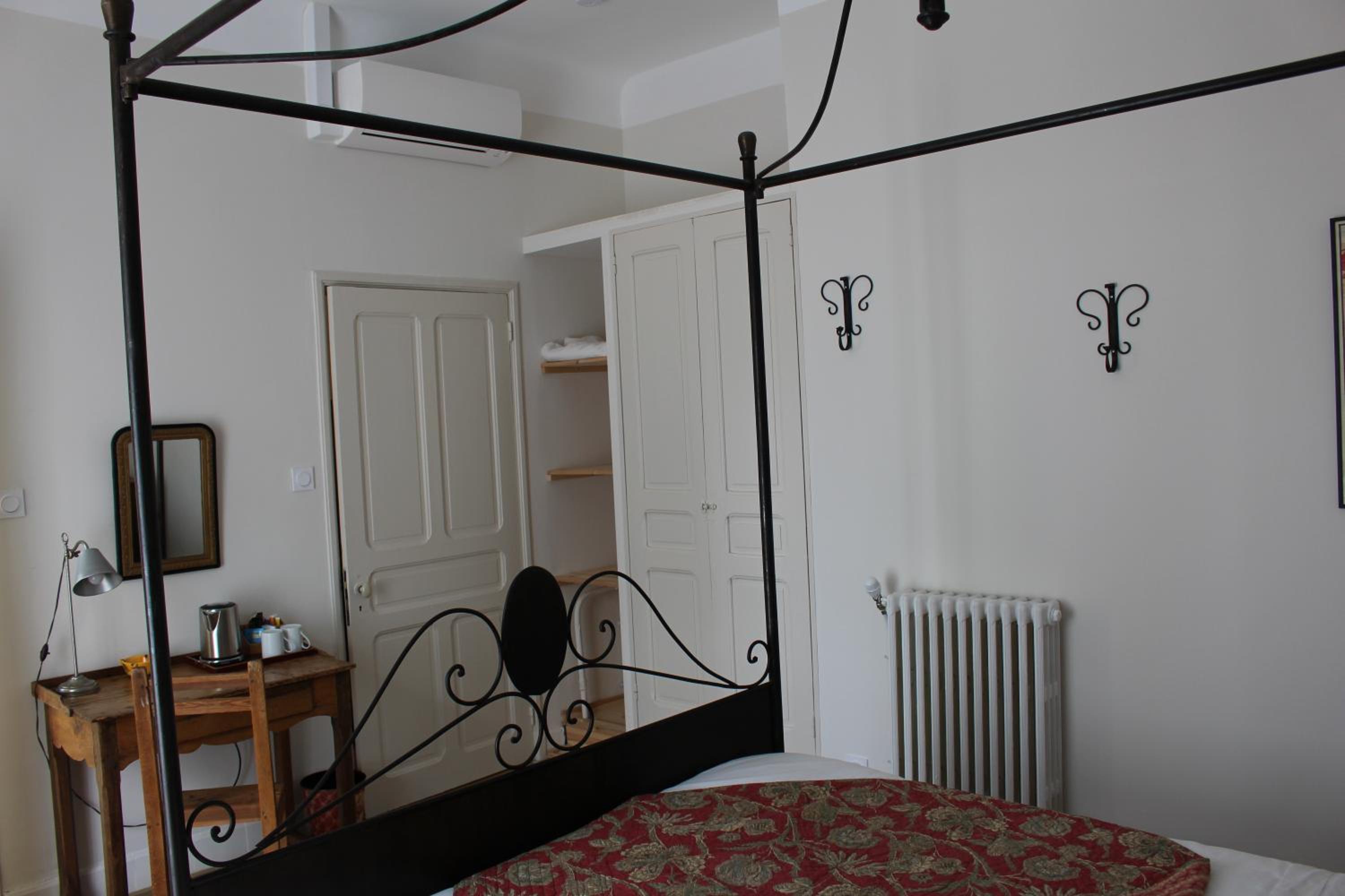 Deluxe Queen Room photo 1