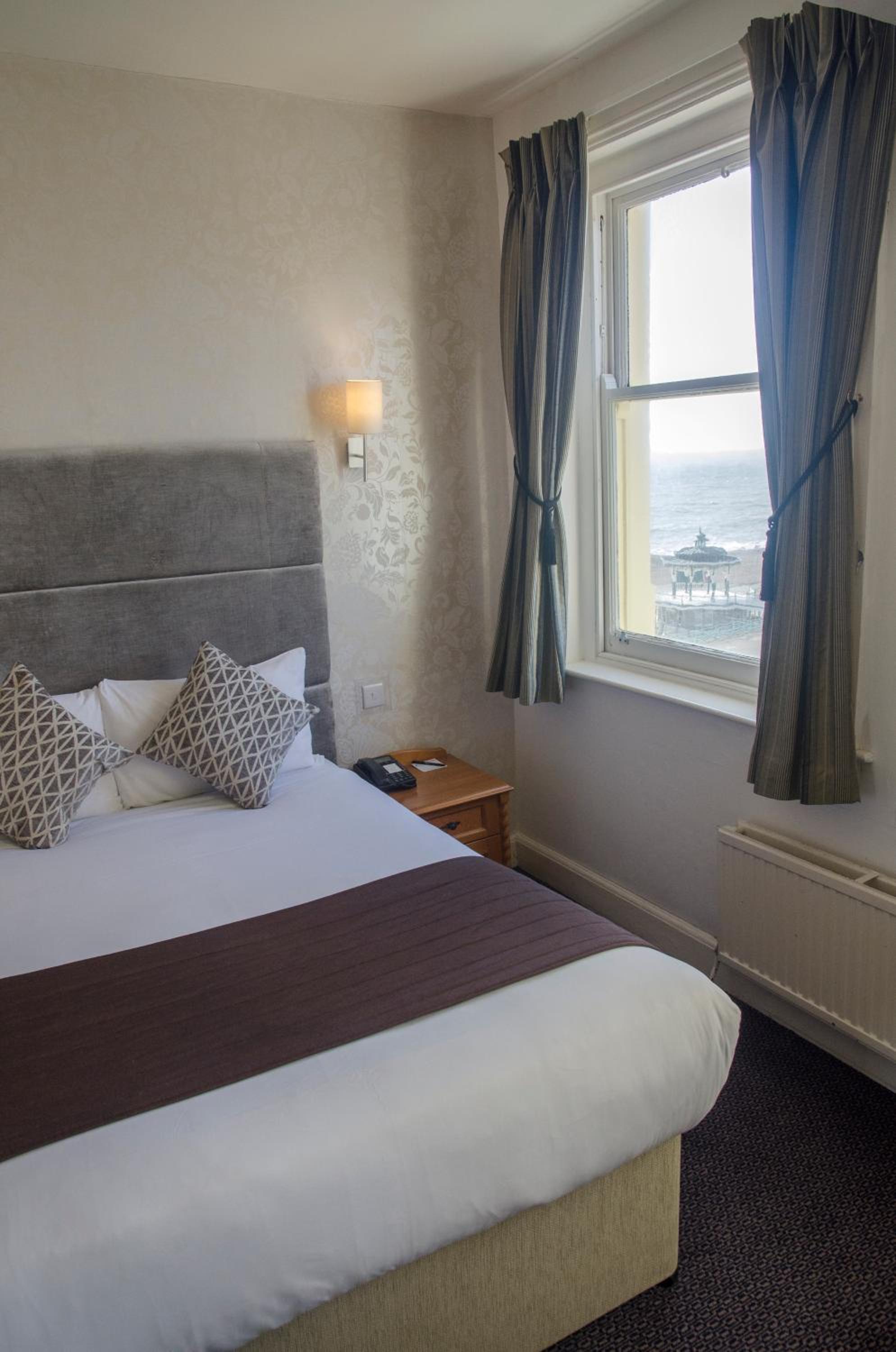 Double With Side Sea View - Photo 4