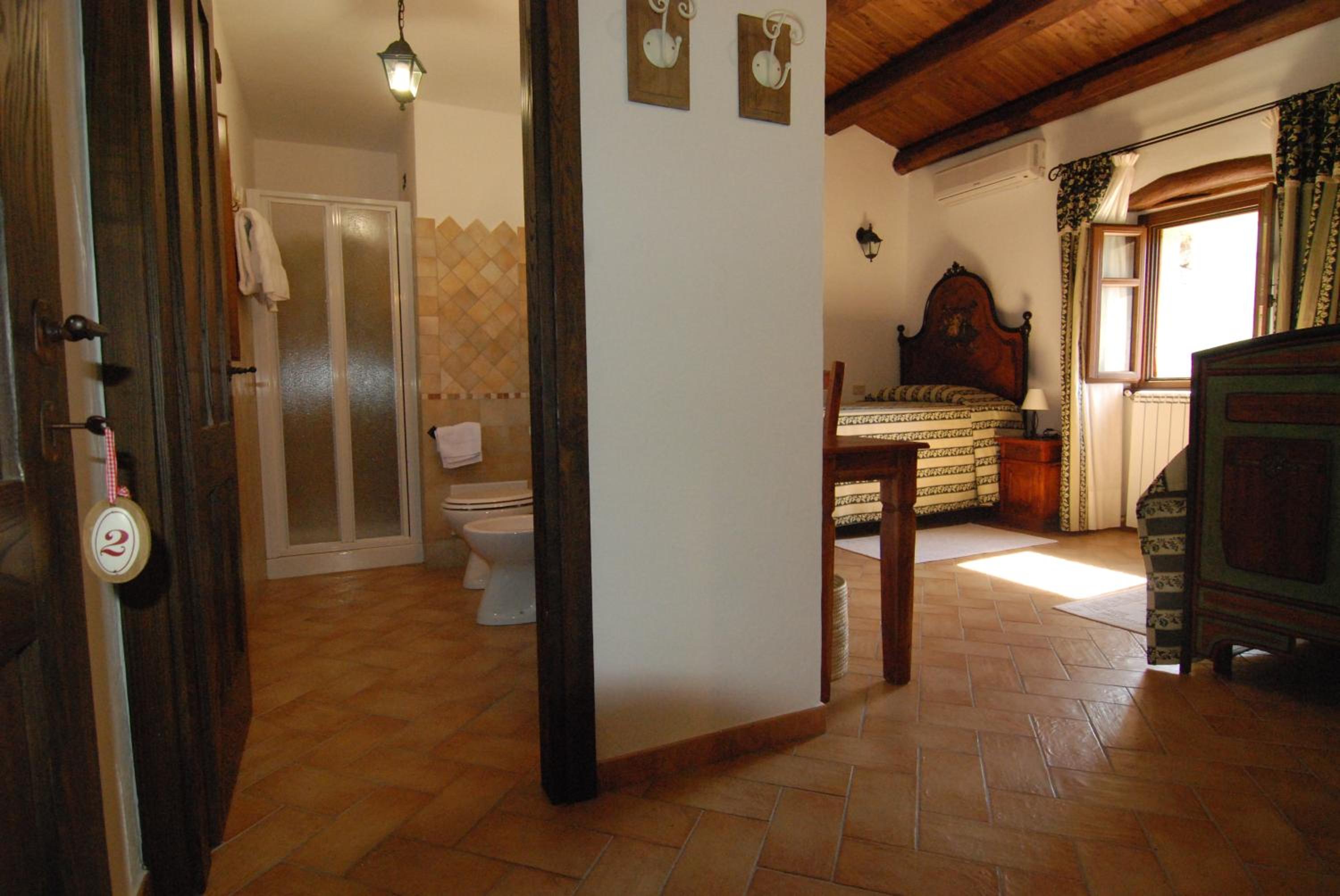 Deluxe Twin Room - Photo 5