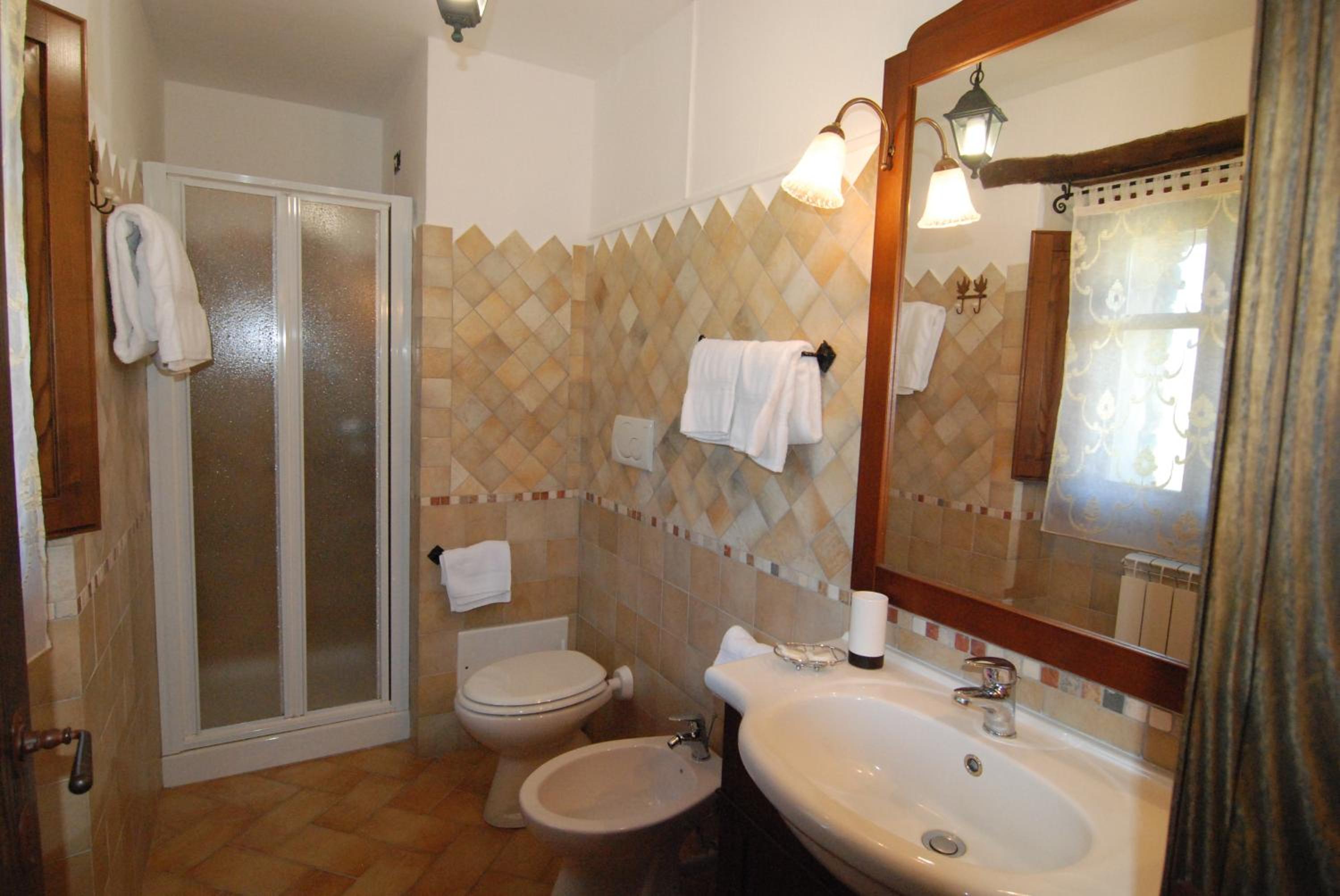 Deluxe Twin Room - Photo 7
