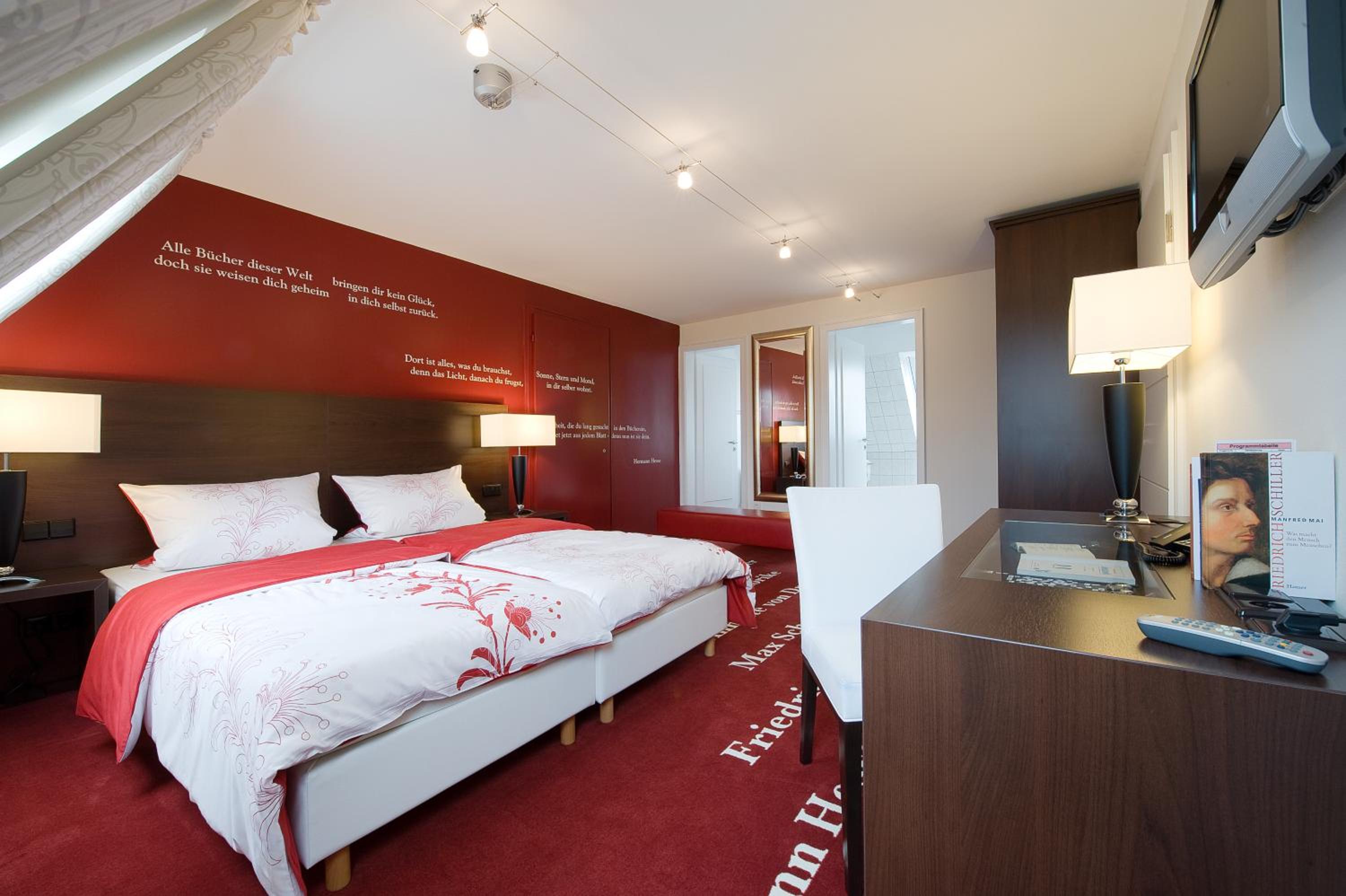 Standard Single Room with Shower photo 3