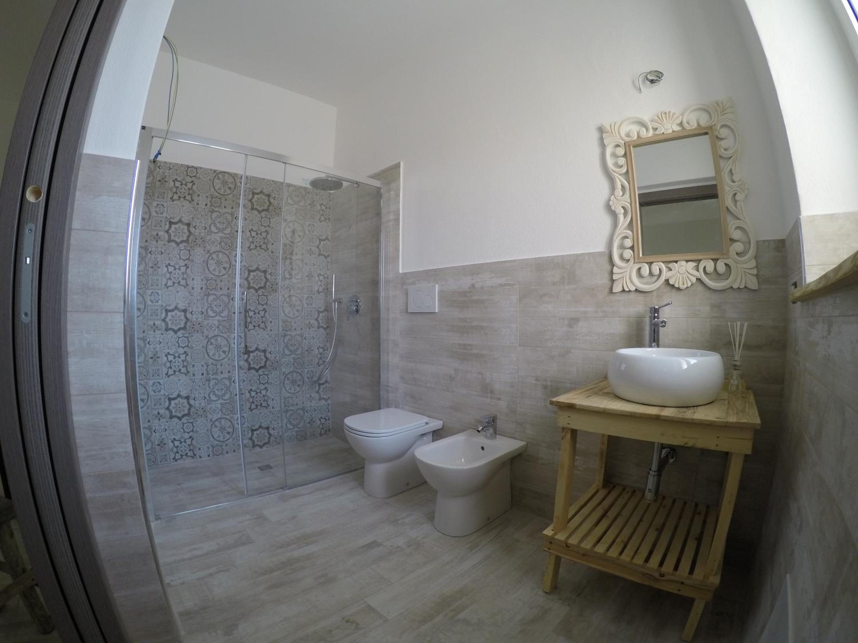 Double Room with Patio - Photo 35