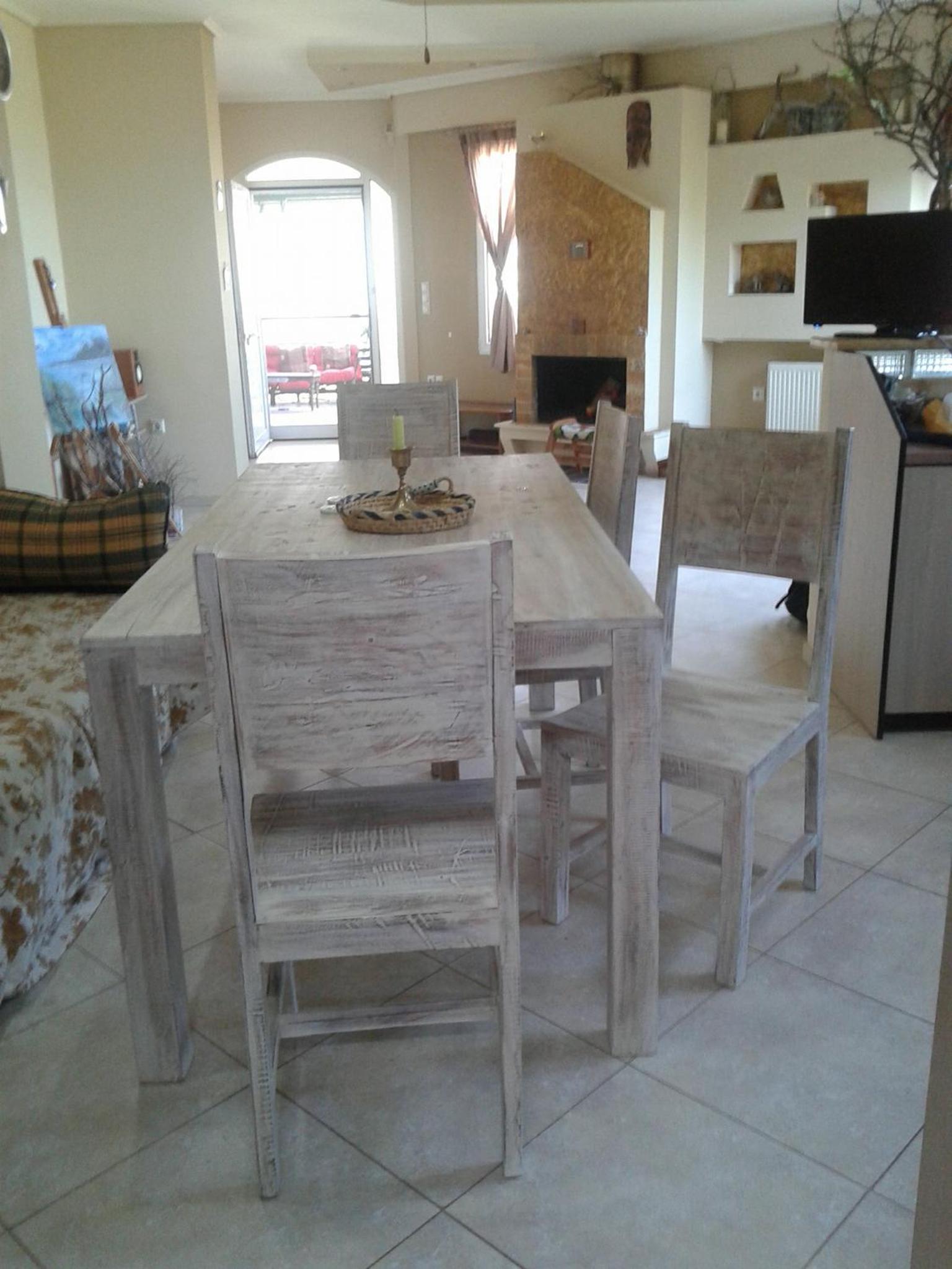 Three-Bedroom House - Photo 14