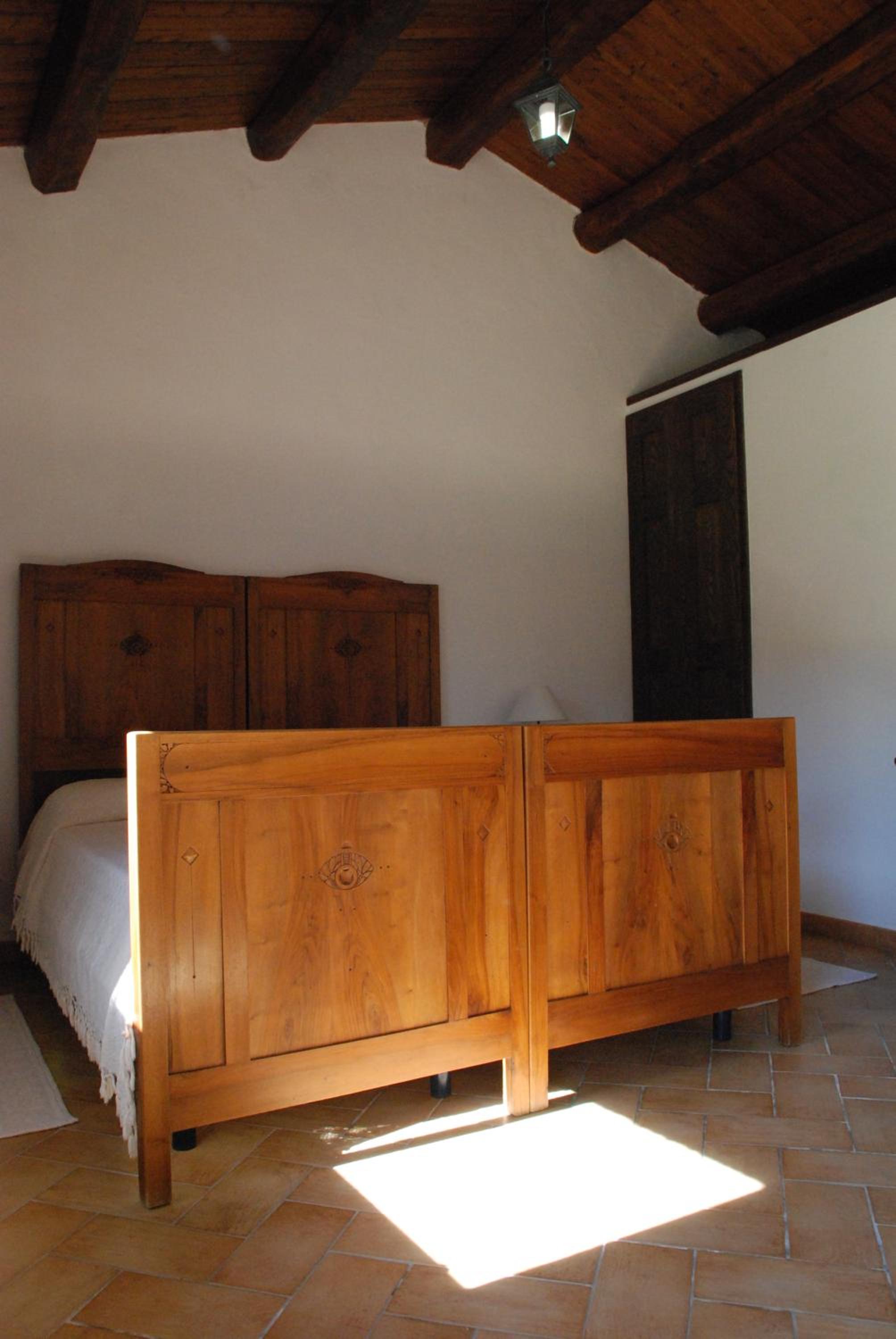 Double or Twin Room - Photo 8