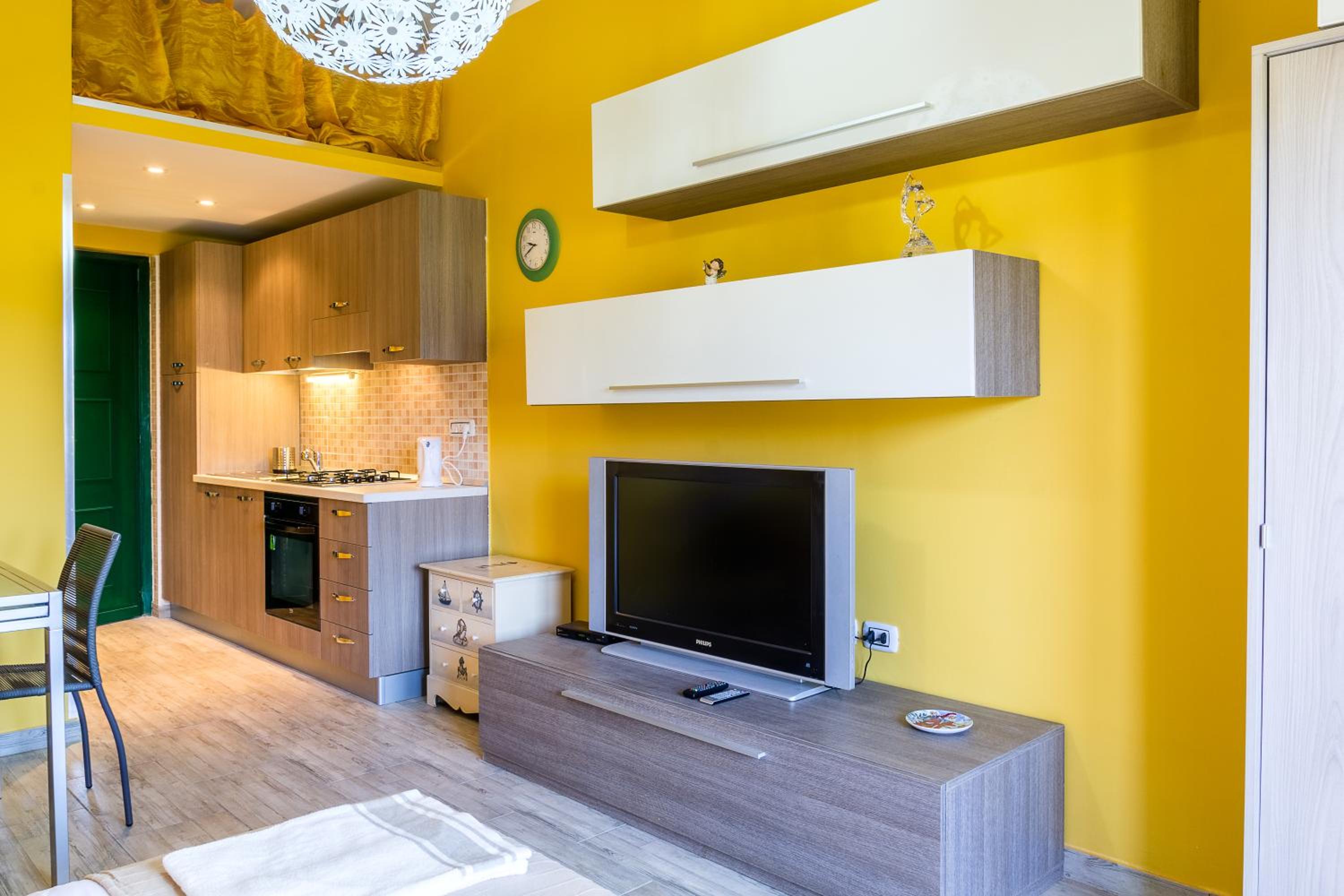 Studio Apartment With Sea View