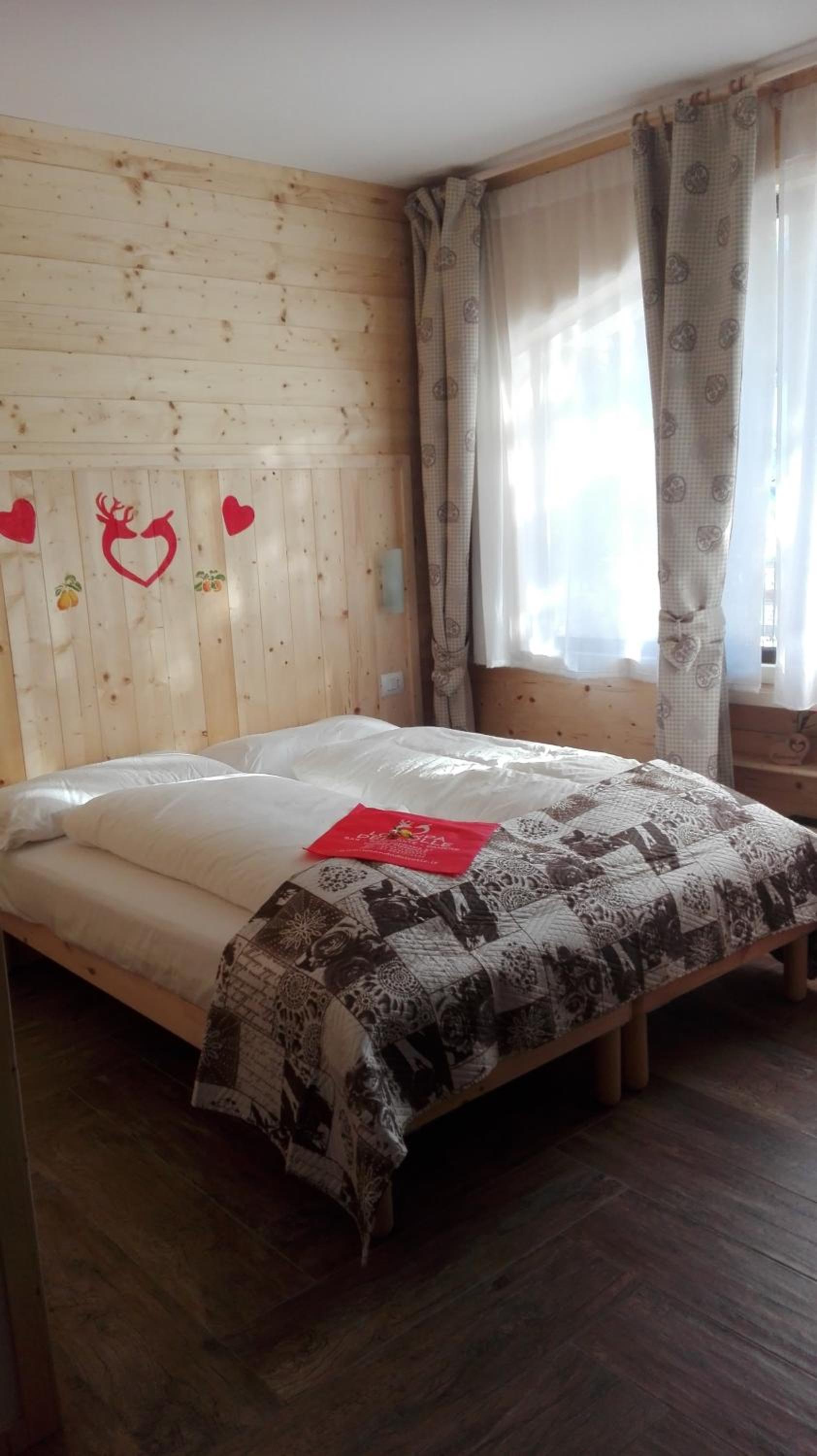 Quadruple Room With Private Bathroom photo 1