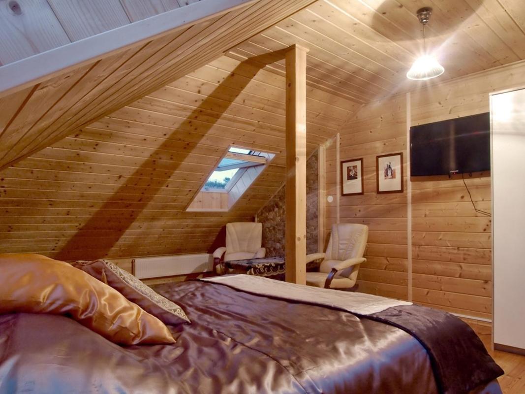 Double Room with Private Bathroom photo 1