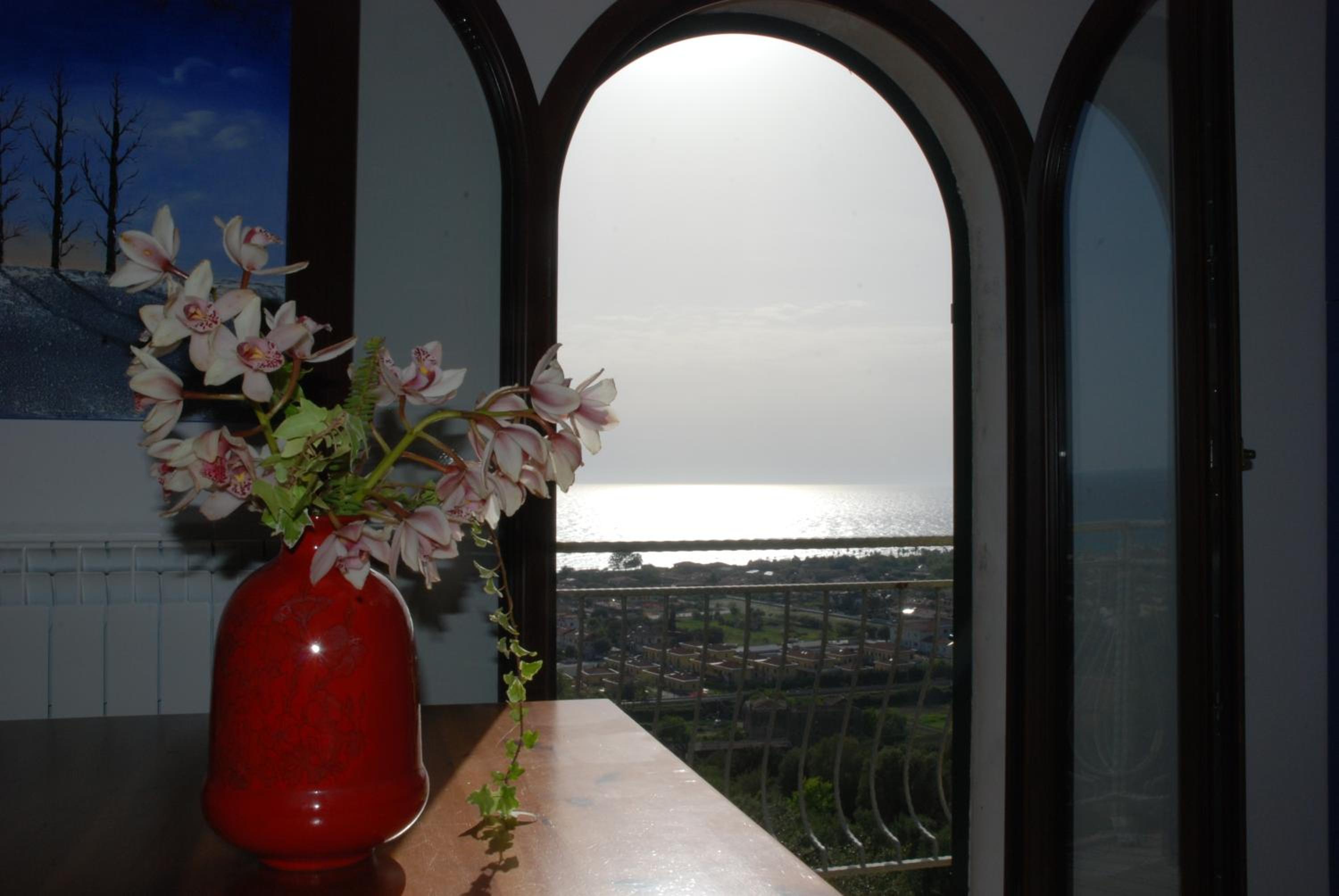 Apartment with Sea View photo 2