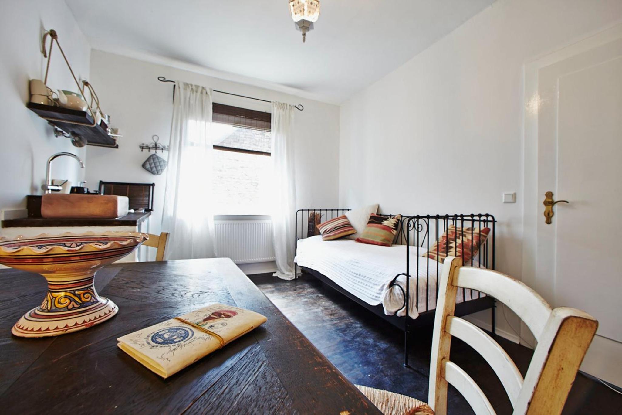 Apartment photo 2
