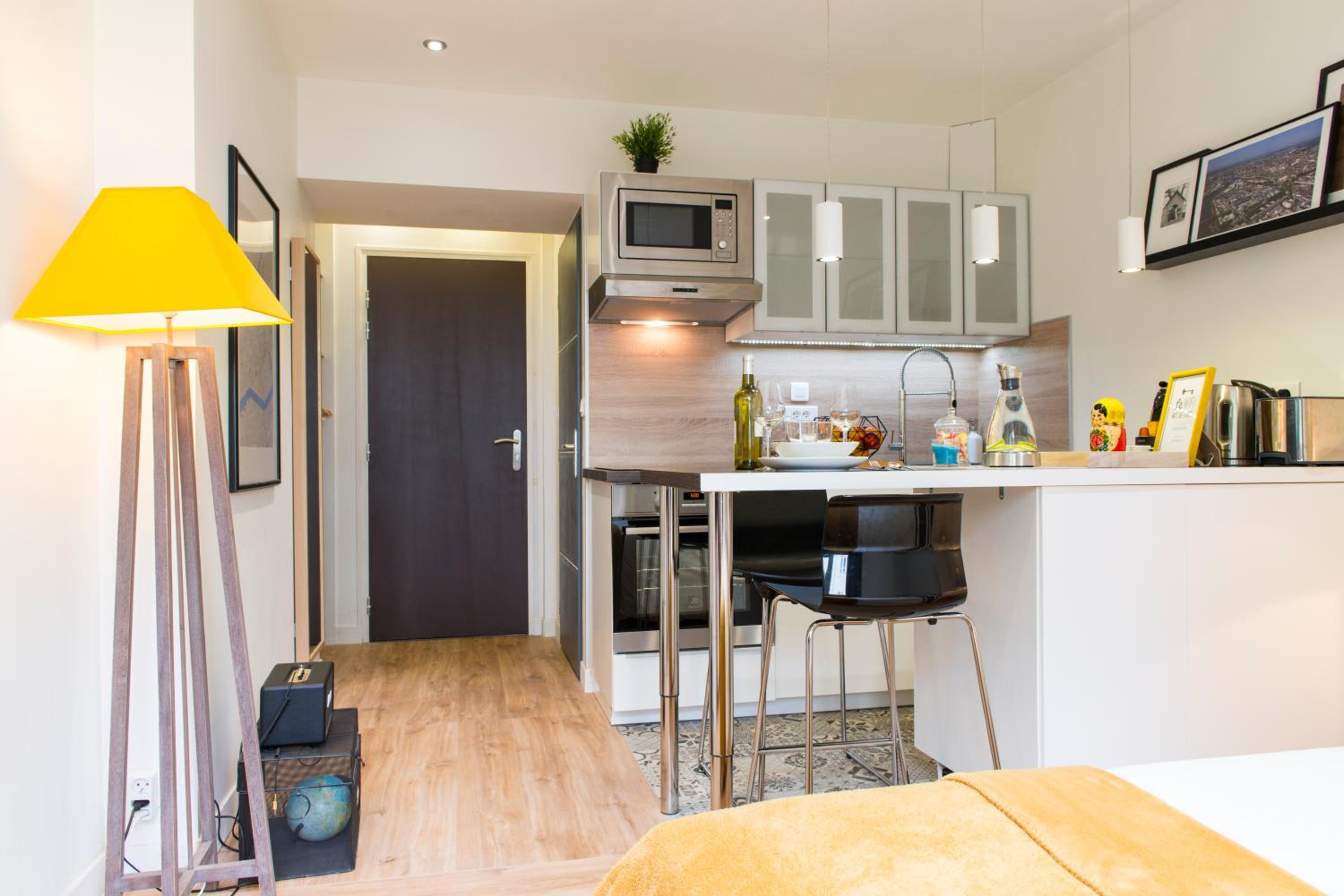 Studio Apartment photo 3