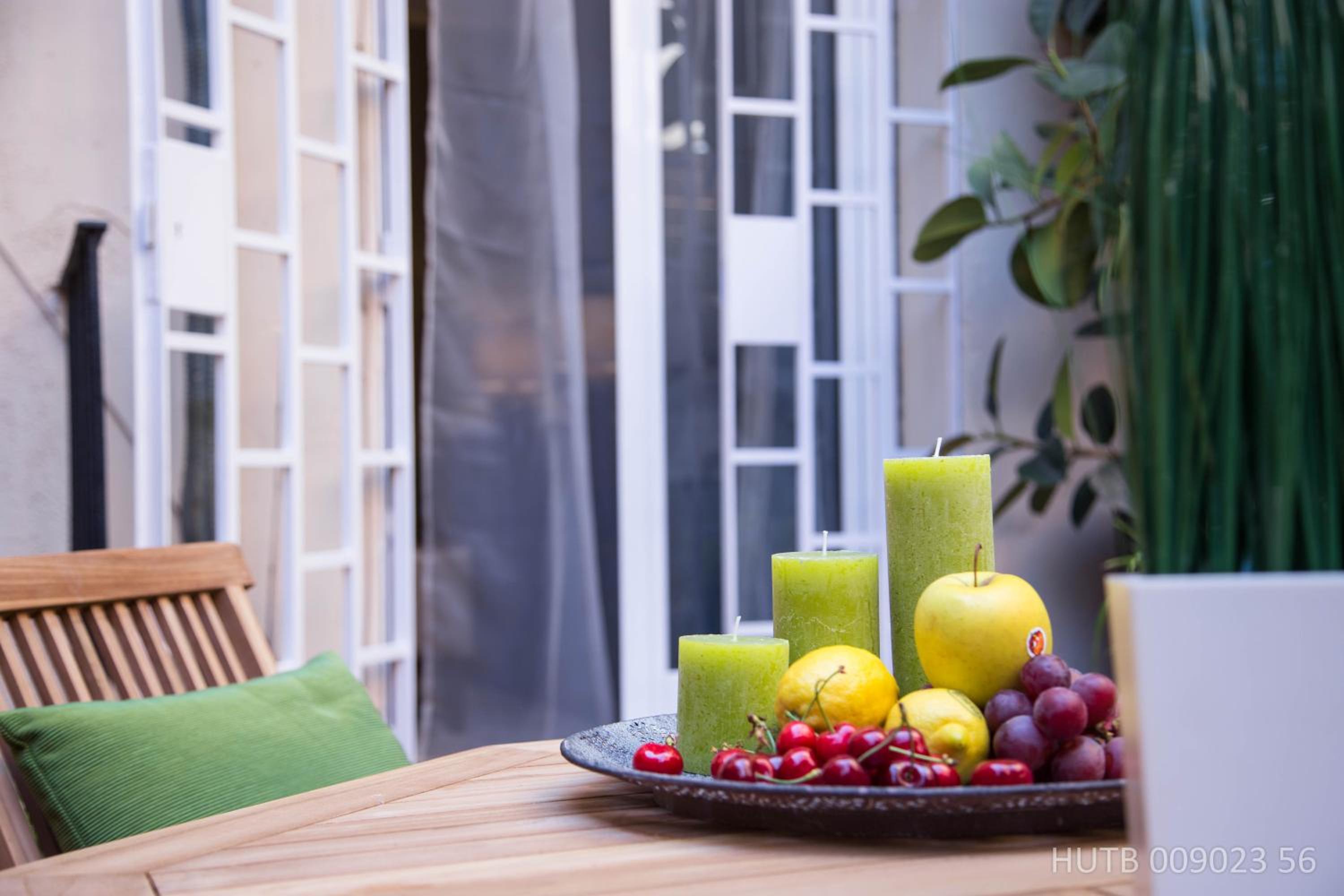Two-Bedroom Apartment with Terrace photo 2