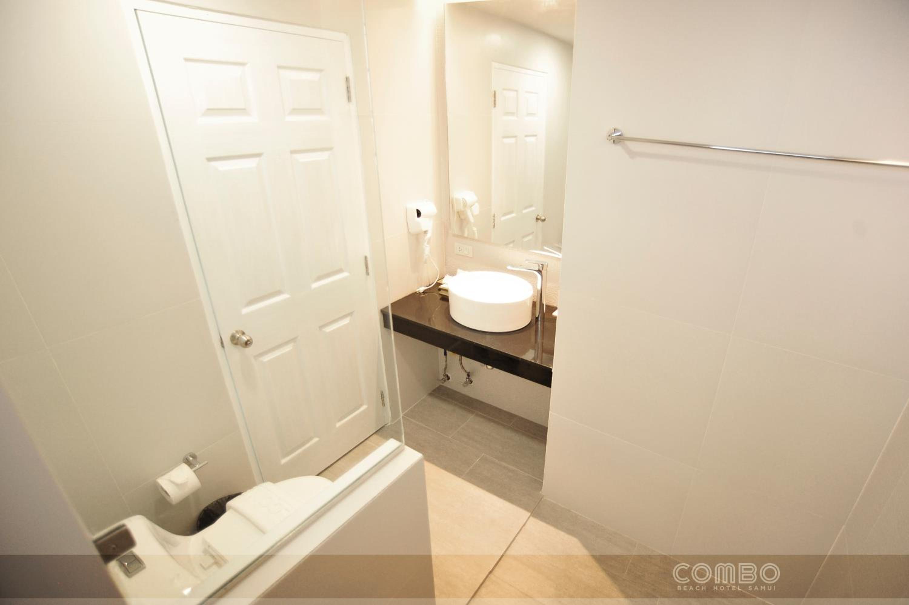 Premier Deluxe Twin Room - Photo 2