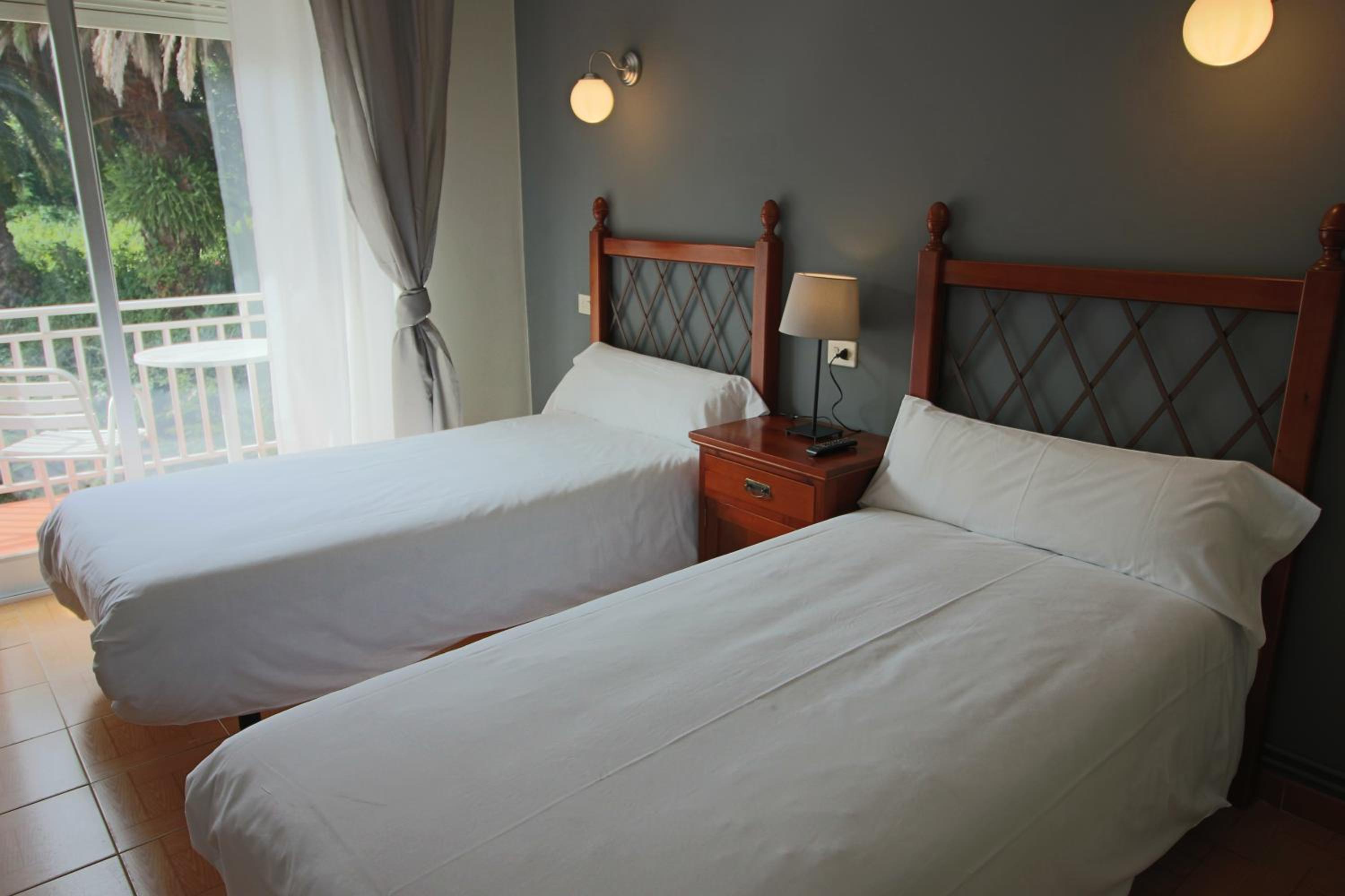 Double Or Twin Room photo 3
