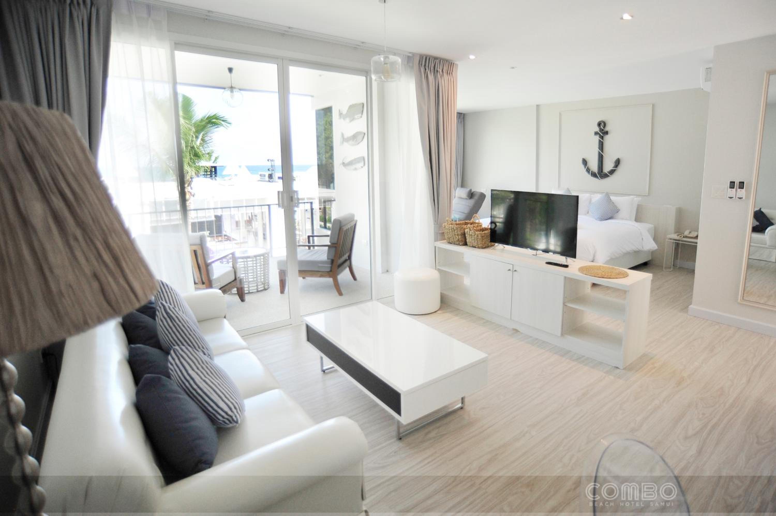 Grand Deluxe Suite photo 2