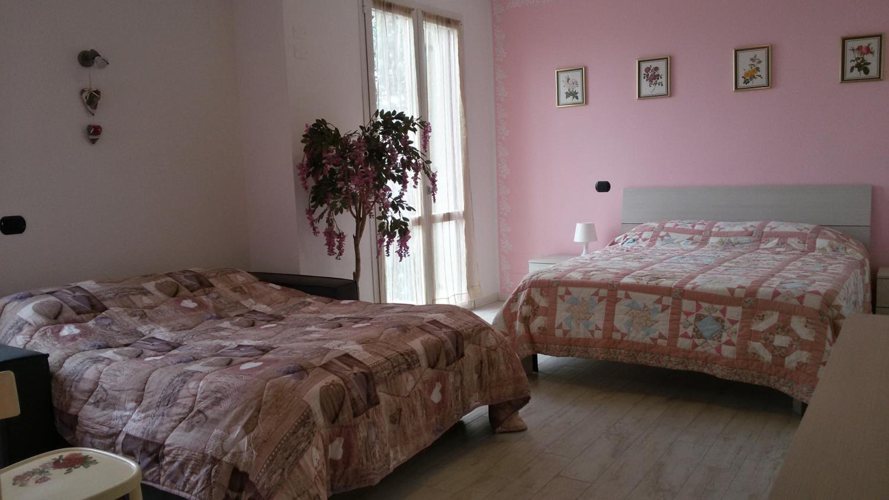 Classic Quadruple Room - Photo 1