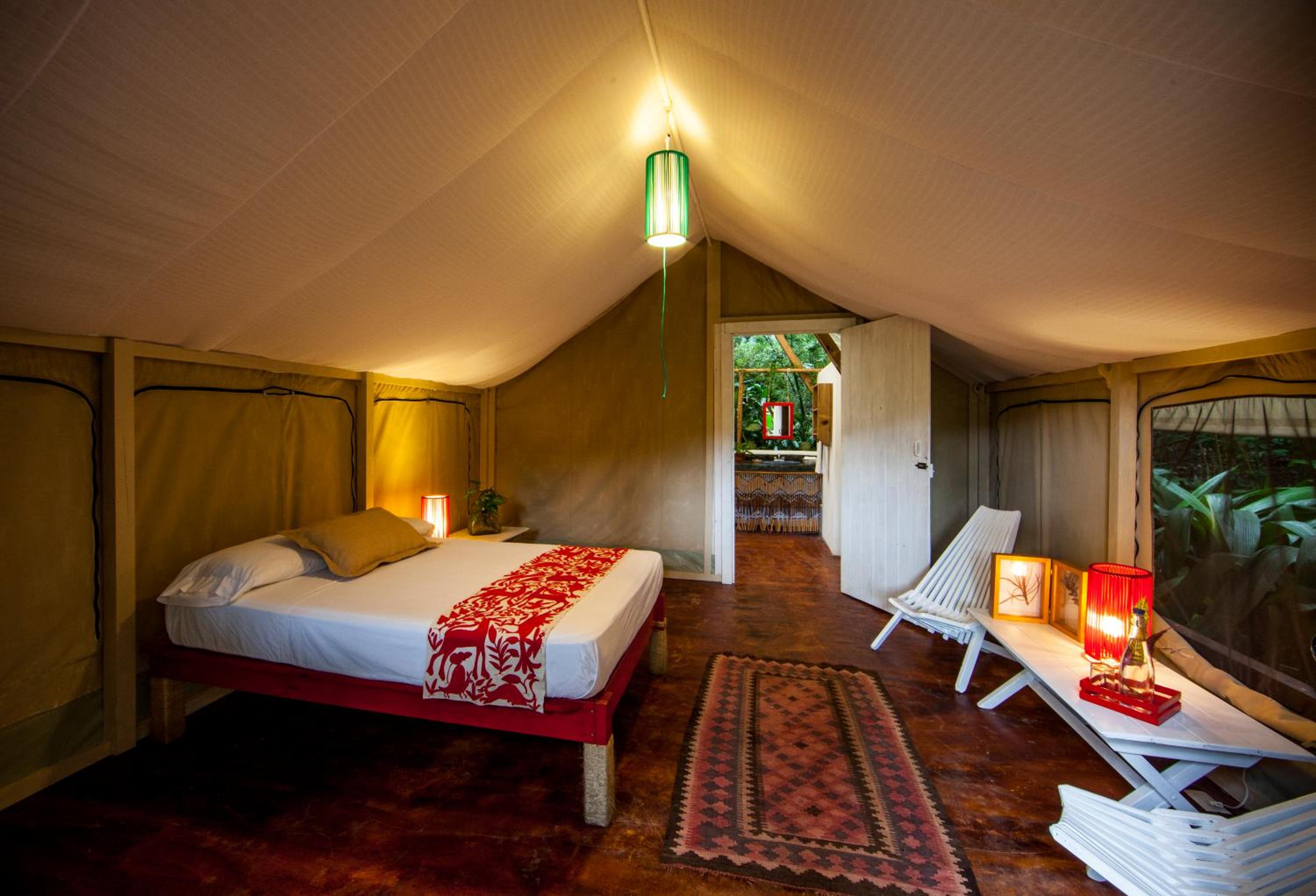 King Luxury Tent
